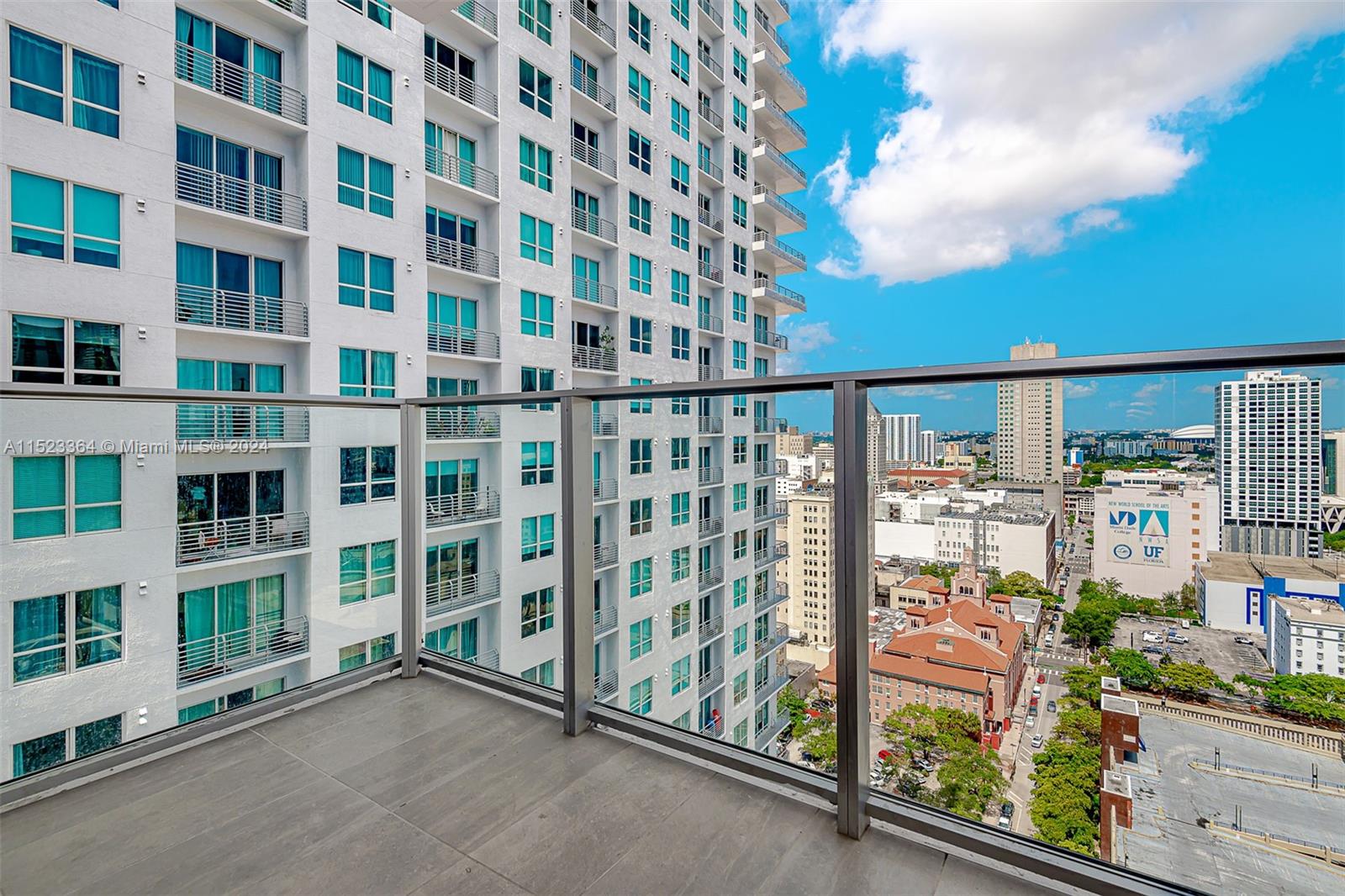 227 NE 2nd St 2502, Miami, FL 33132, 1 Bedroom Bedrooms, ,1 BathroomBathrooms,Residential,For Sale,2nd St,A11523364