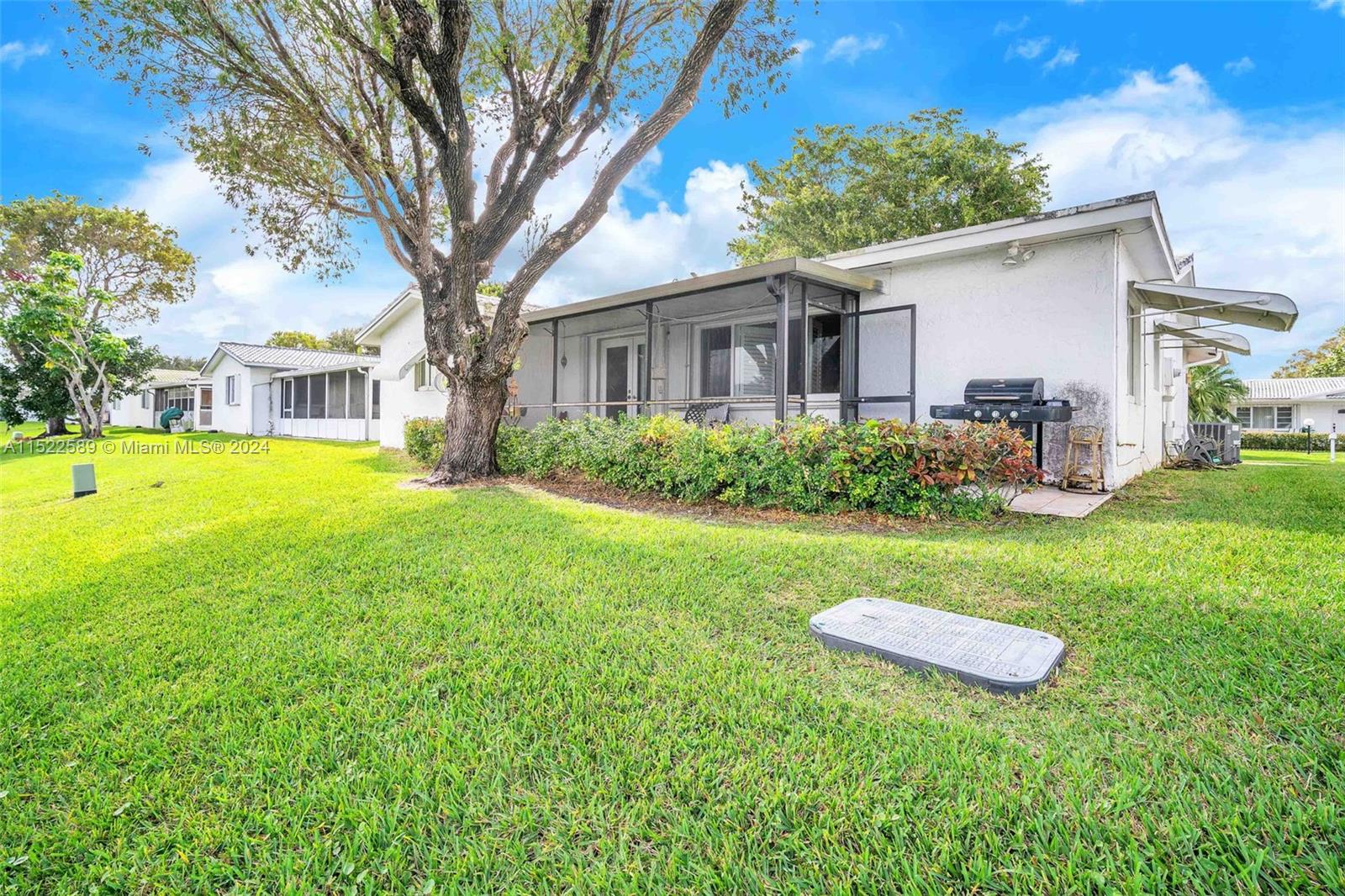 1144 90th Way, Plantation, FL, 33322 United States, 2 Bedrooms Bedrooms, ,2 BathroomsBathrooms,Residential,For Sale,90th Way,A11522589