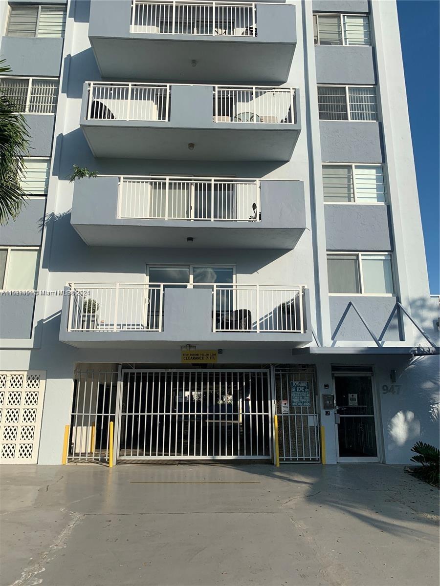 947 Lenox Ave 204, Miami Beach, Florida 33139, 1 Bedroom Bedrooms, ,1 BathroomBathrooms,Residential,For Sale,947 Lenox Ave 204,A11523401