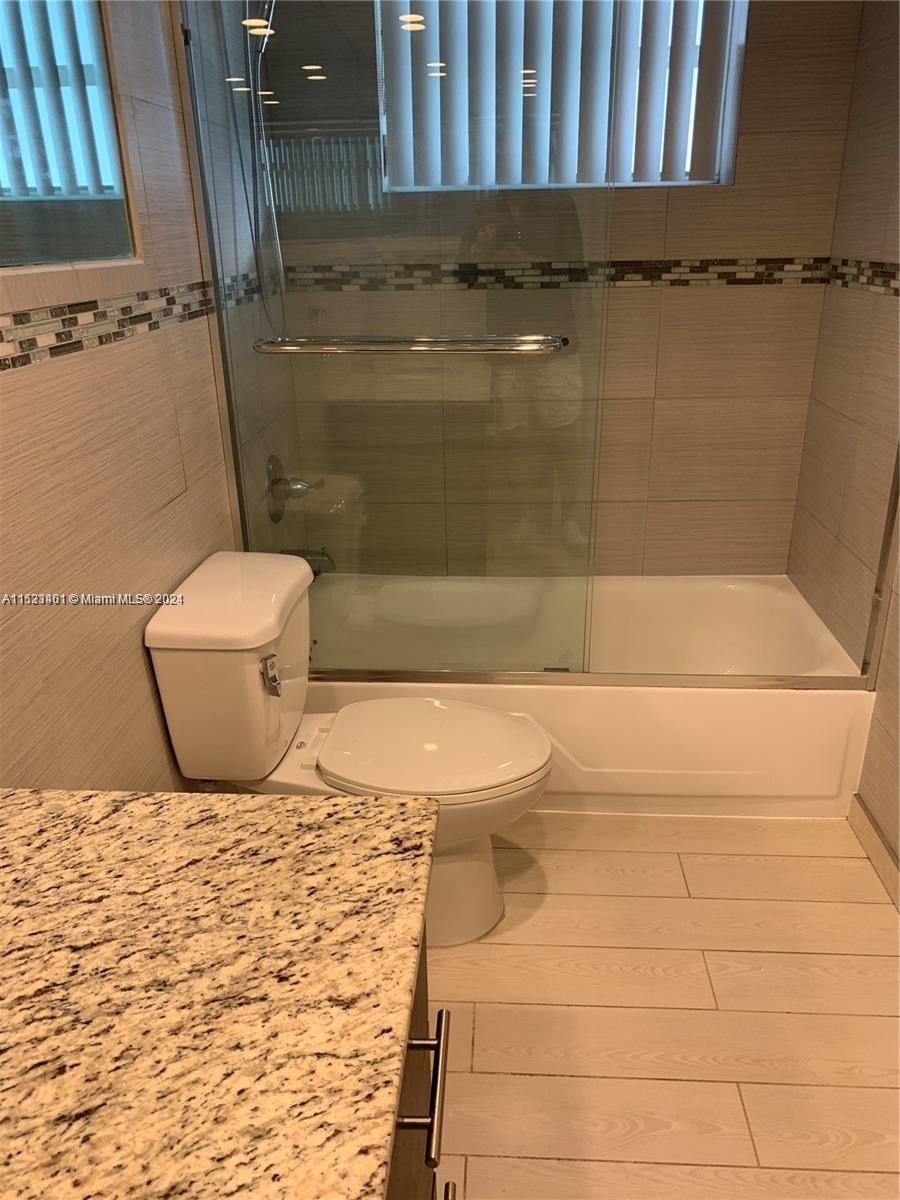 947 Lenox Ave, Miami Beach, FL, 33139 United States, 1 Bedroom Bedrooms, ,1 BathroomBathrooms,Residential,For Sale,Lenox Ave,A11523401