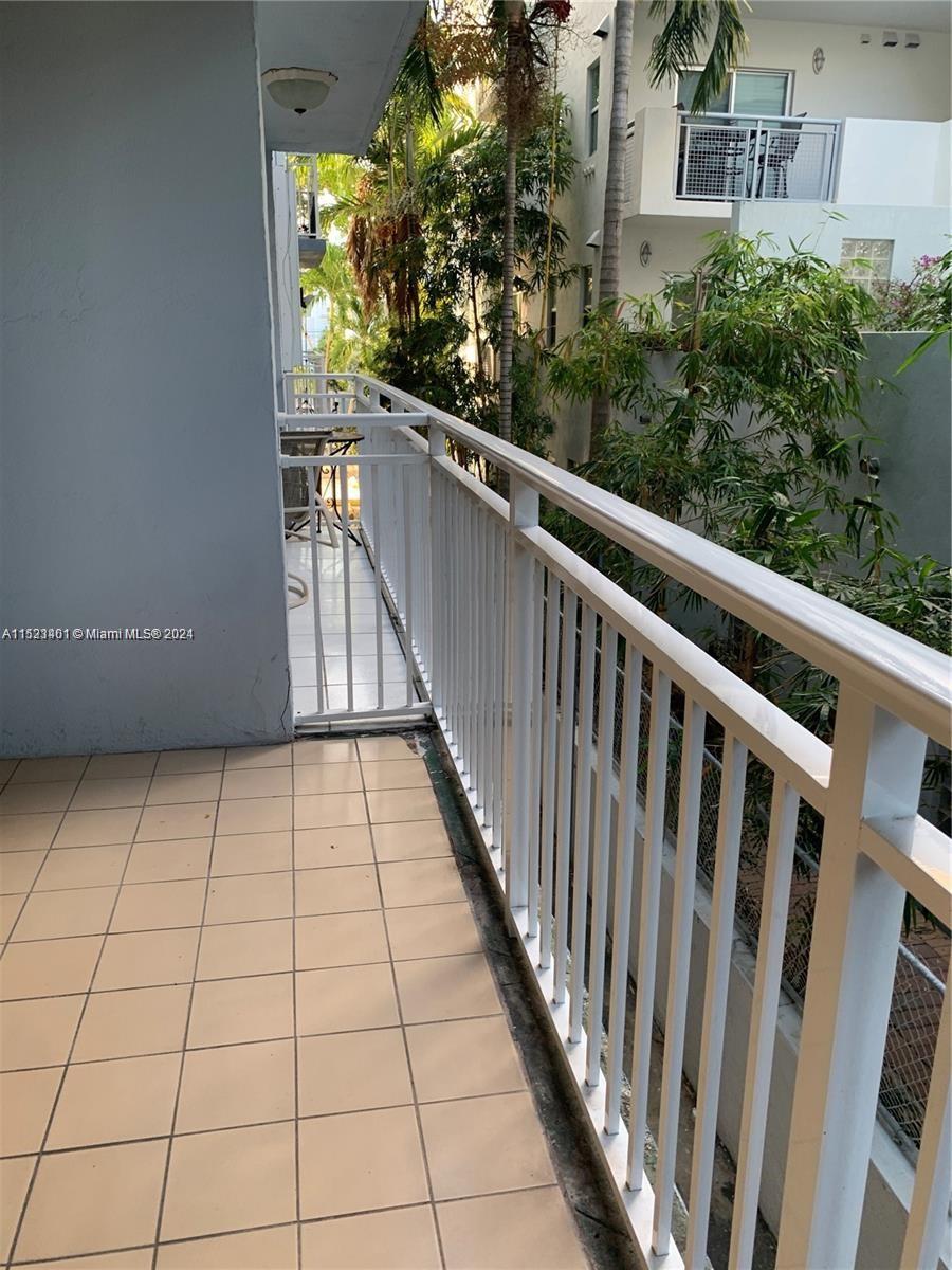 947 Lenox Ave 204, Miami Beach, Florida 33139, 1 Bedroom Bedrooms, ,1 BathroomBathrooms,Residential,For Sale,947 Lenox Ave 204,A11523401
