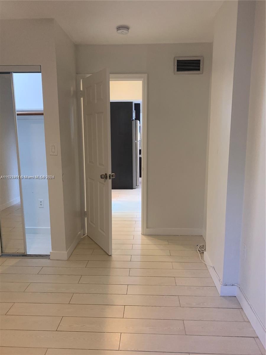 947 Lenox Ave, Miami Beach, FL, 33139 United States, 1 Bedroom Bedrooms, ,1 BathroomBathrooms,Residential,For Sale,Lenox Ave,A11523401