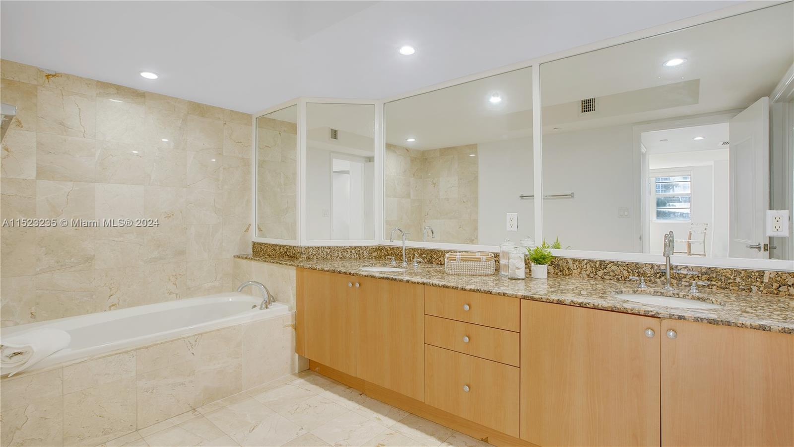 6917 Collins Ave 705, Miami Beach, Florida 33141, 2 Bedrooms Bedrooms, ,2 BathroomsBathrooms,Residential,For Sale,6917 Collins Ave 705,A11523235