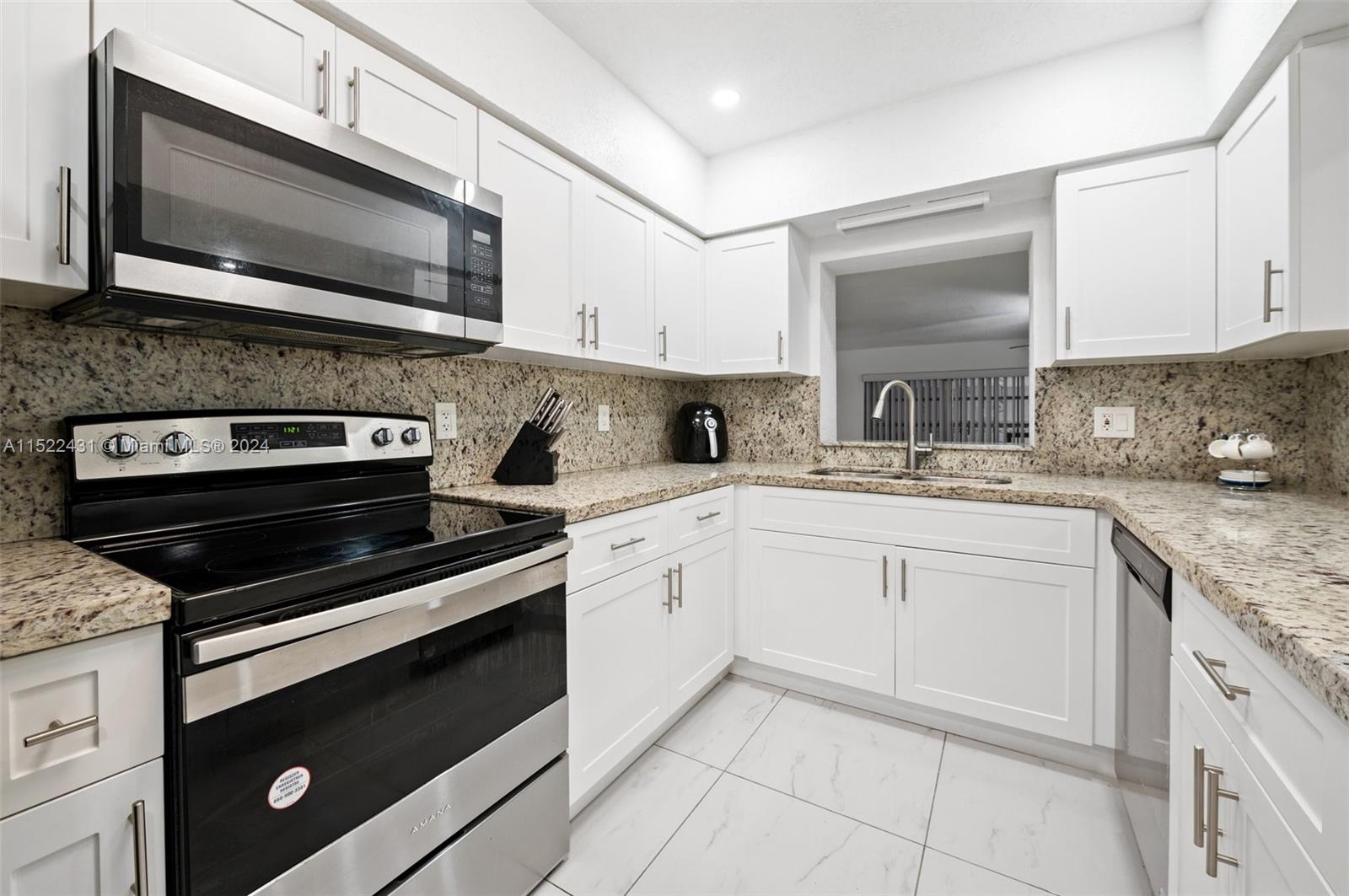 411 SW 34th Ave, Miami, Florida 33135, 7 Bedrooms Bedrooms, ,4 BathroomsBathrooms,Residential,For Sale,411 SW 34th Ave,A11522431