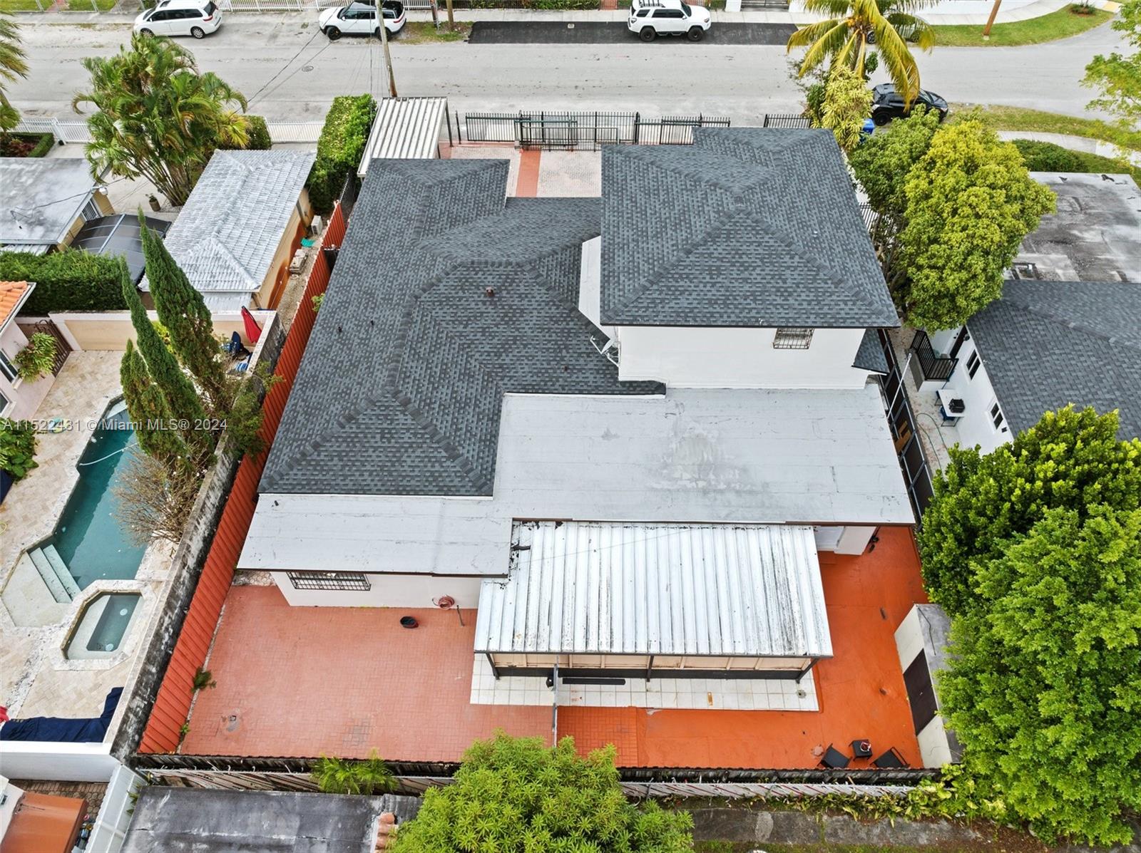 411 SW 34th Ave, Miami, Florida 33135, 7 Bedrooms Bedrooms, ,4 BathroomsBathrooms,Residential,For Sale,411 SW 34th Ave,A11522431