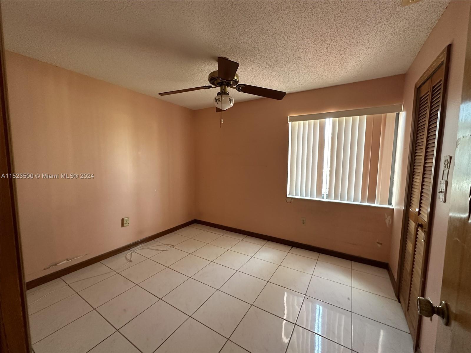 3853 133rd Pl, Miami, FL, 33175 United States, 2 Bedrooms Bedrooms, ,2 BathroomsBathrooms,Residential,For Sale,133rd Pl,A11523500