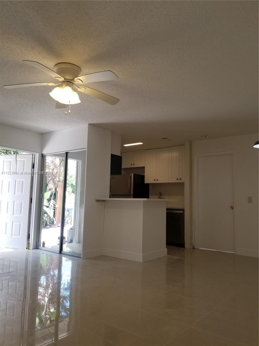 23 Crossing Circle, Boynton Beach, FL, 33435 United States, 2 Bedrooms Bedrooms, ,2 BathroomsBathrooms,Residential,For Sale,Crossing Circle,A11523497