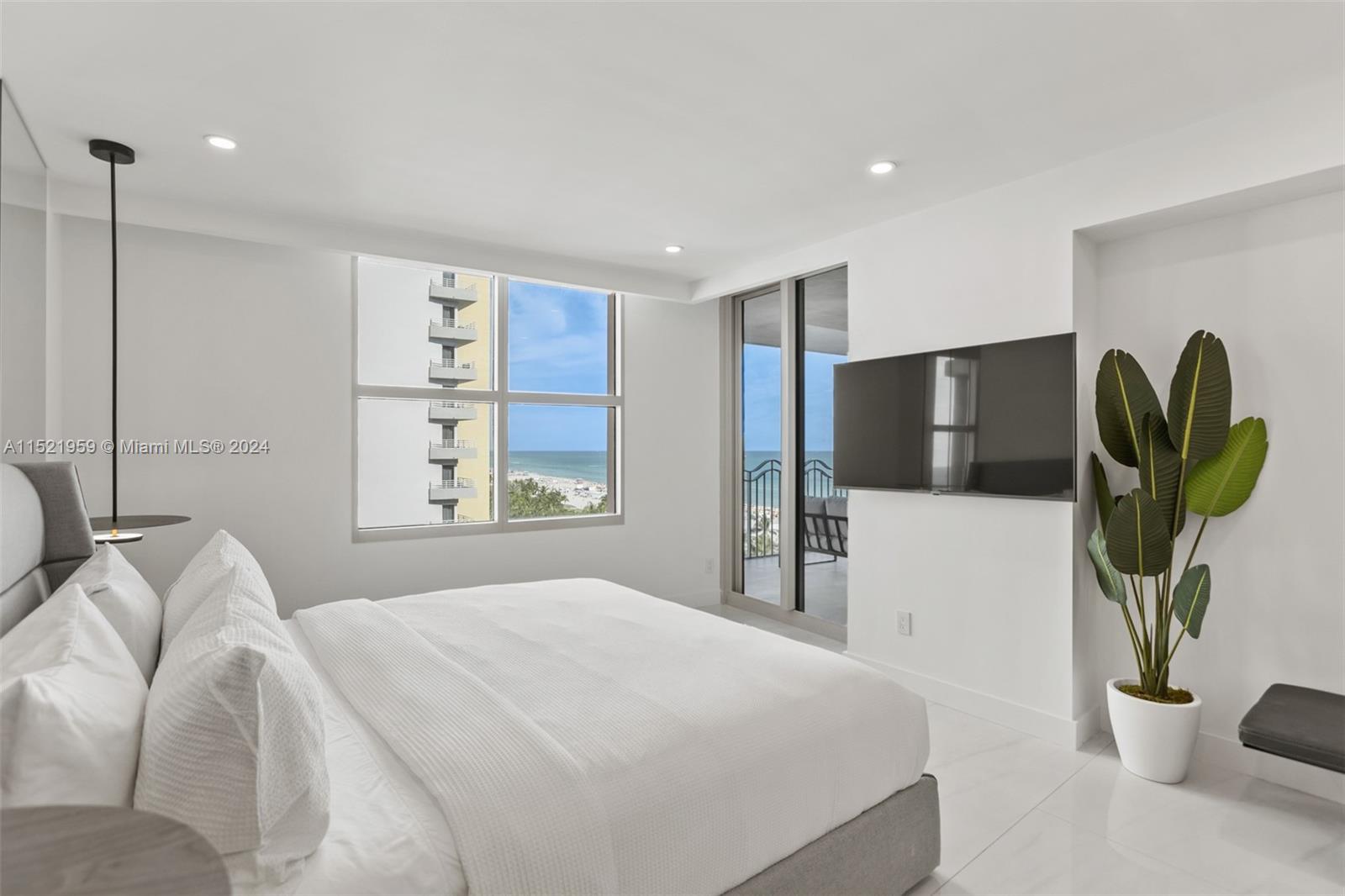 1500 Ocean Drive 1003, Miami Beach, Florida 33139, 2 Bedrooms Bedrooms, ,3 BathroomsBathrooms,Residential,For Sale,1500 Ocean Drive 1003,A11521959