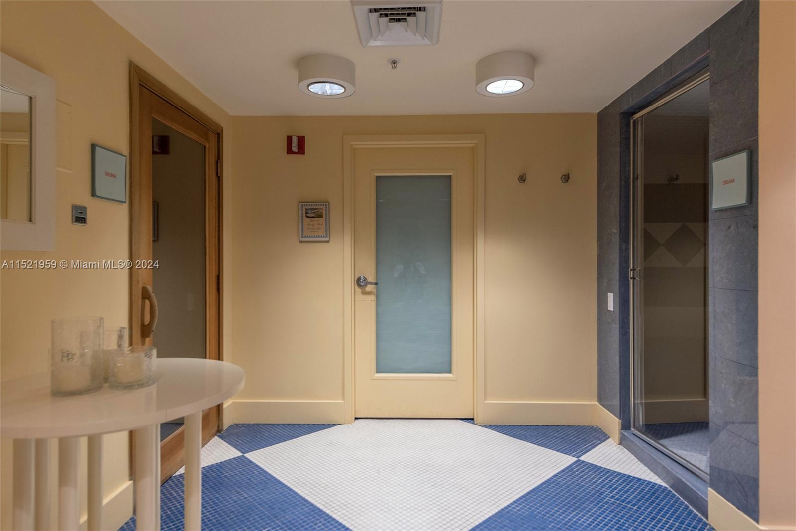 1500 Ocean Drive 1003, Miami Beach, Florida 33139, 2 Bedrooms Bedrooms, ,3 BathroomsBathrooms,Residential,For Sale,1500 Ocean Drive 1003,A11521959