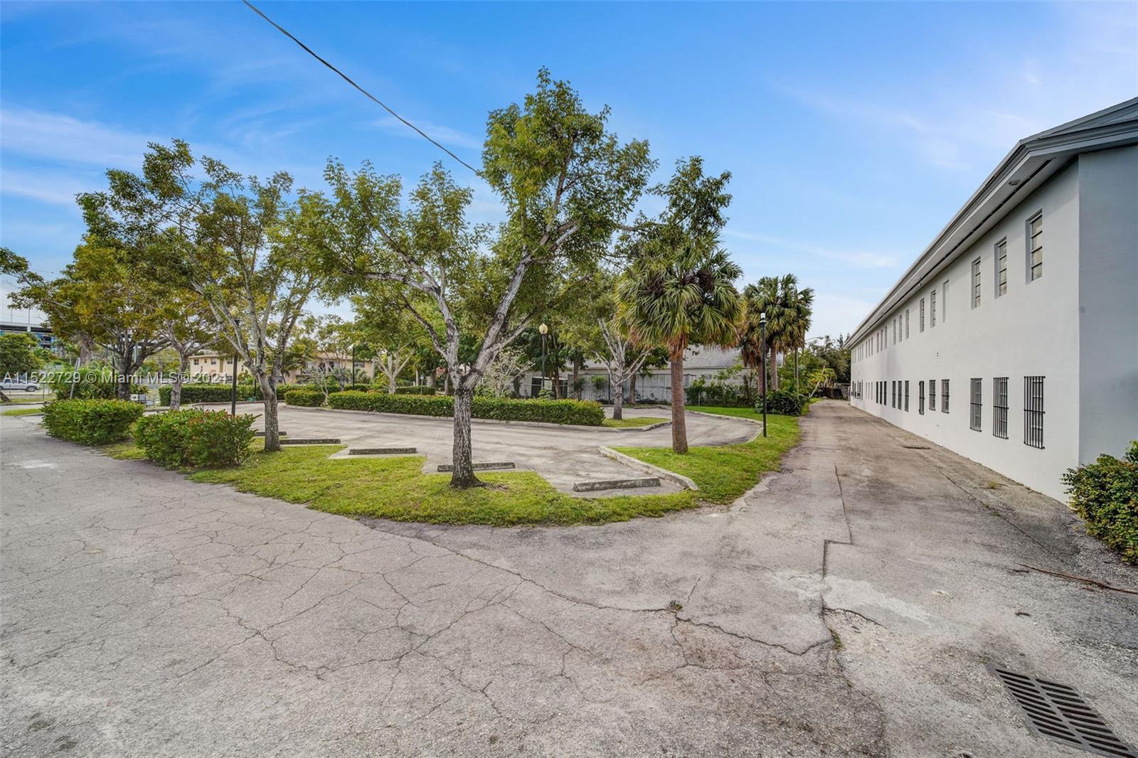 240 & 250 N Krome Ave, Homestead, Florida 33030, ,Commercialsale,For Sale,240 & 250 N Krome Ave,A11522729