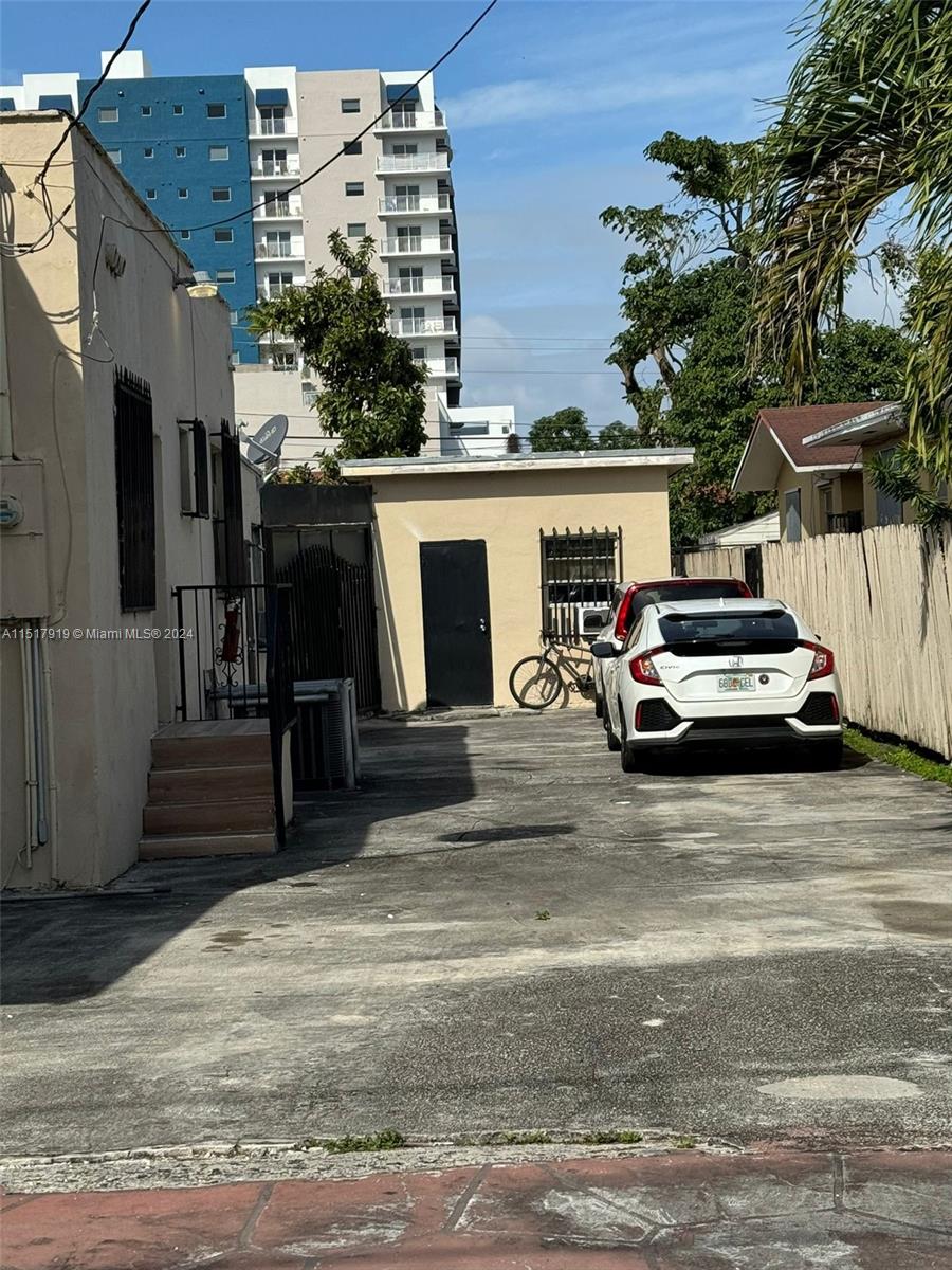 1765 NW 5th St, Miami, Florida 33125, 2 Bedrooms Bedrooms, ,1 BathroomBathrooms,Residential,For Sale,1765 NW 5th St,A11517919