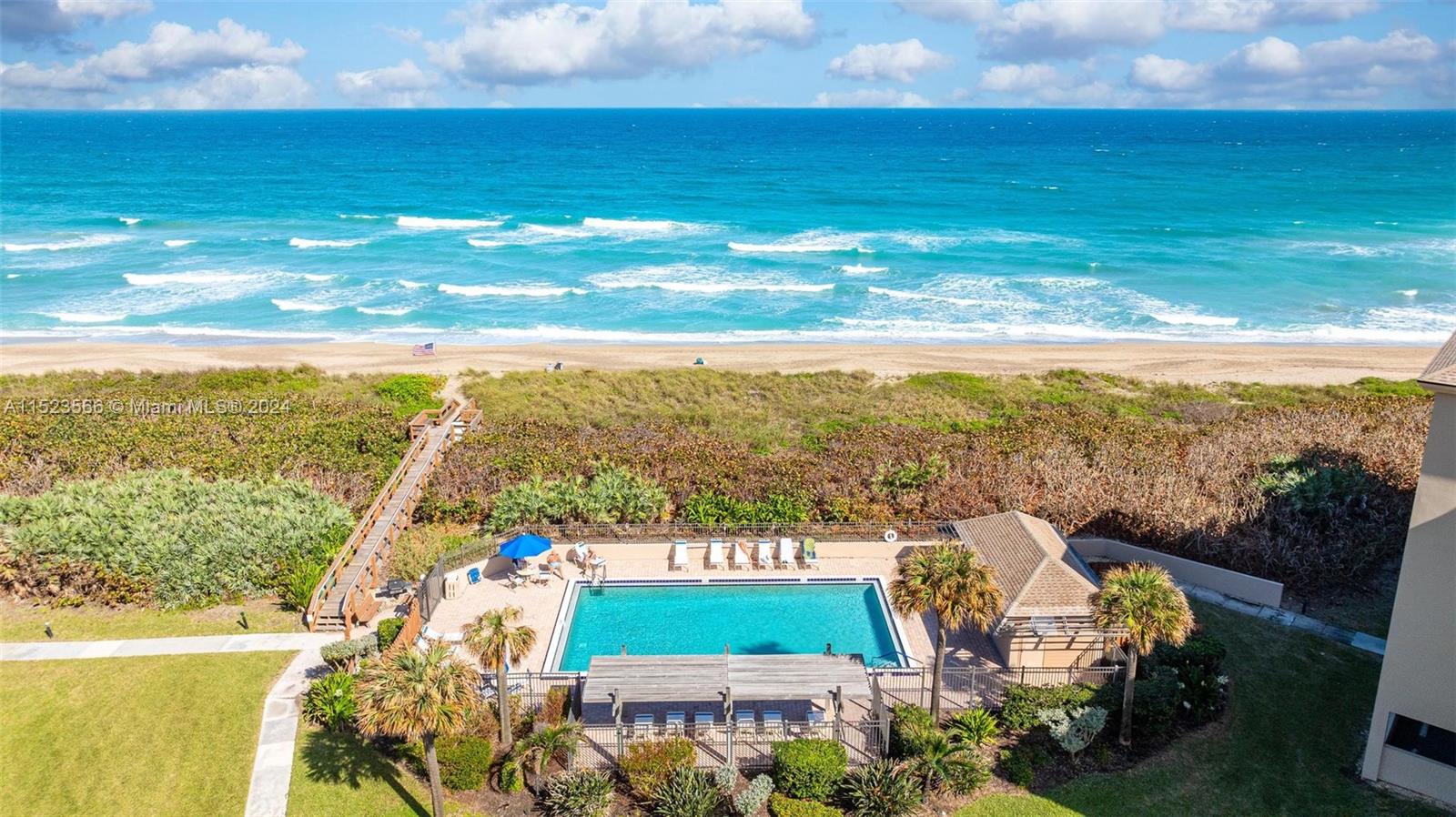 2571 Ocean Blvd, Hutchinson Island, FL, 34996 United States, 2 Bedrooms Bedrooms, ,2 BathroomsBathrooms,Residential,For Sale,Ocean Blvd,A11523566