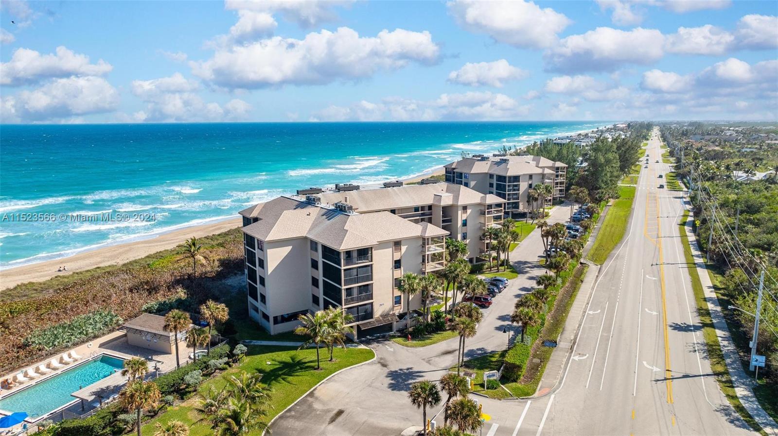 2571 Ocean Blvd, Hutchinson Island, FL, 34996 United States, 2 Bedrooms Bedrooms, ,2 BathroomsBathrooms,Residential,For Sale,Ocean Blvd,A11523566