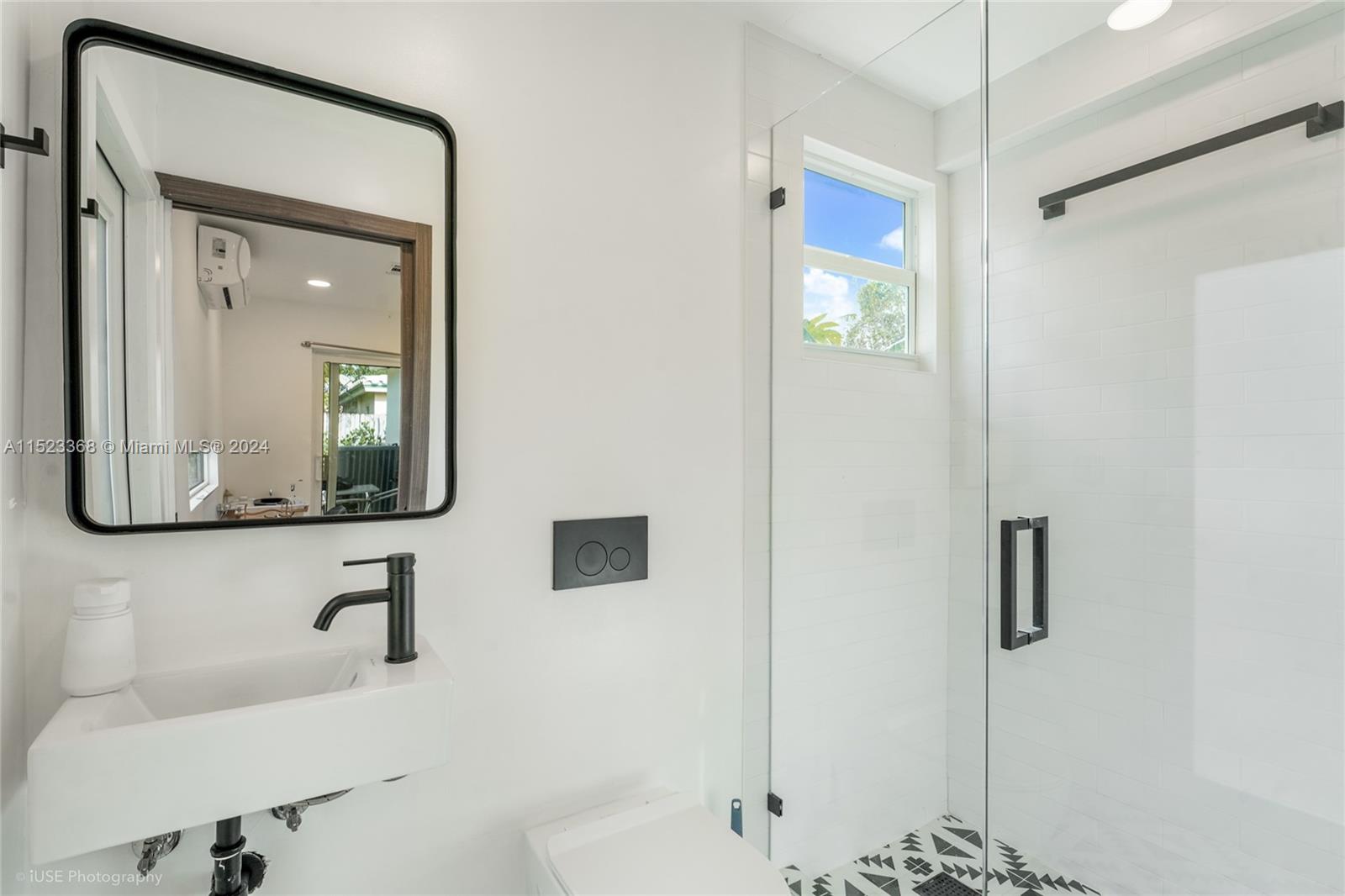 18321 21st Ave, North Miami Beach, FL, 33179 United States, 3 Bedrooms Bedrooms, ,3 BathroomsBathrooms,Residential,For Sale,21st Ave,A11523368