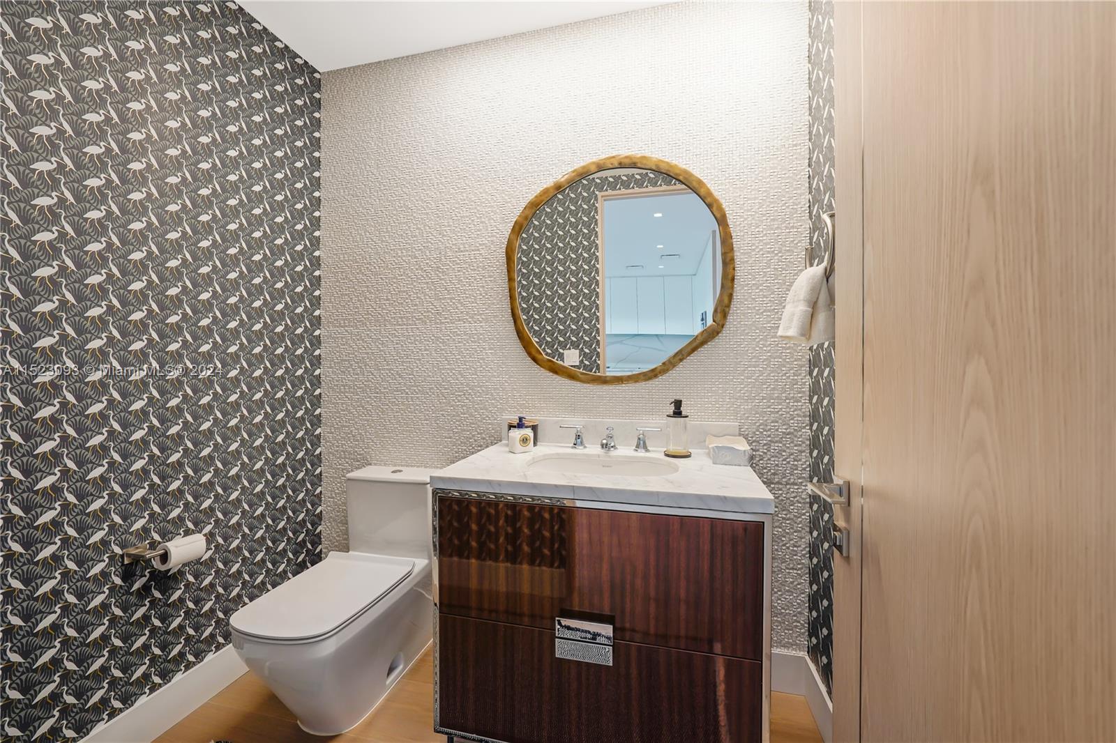 15701 Collins Ave, Sunny Isles Beach, FL, 33160 United States, 2 Bedrooms Bedrooms, ,2 BathroomsBathrooms,Residential,For Sale,Collins Ave,A11523093