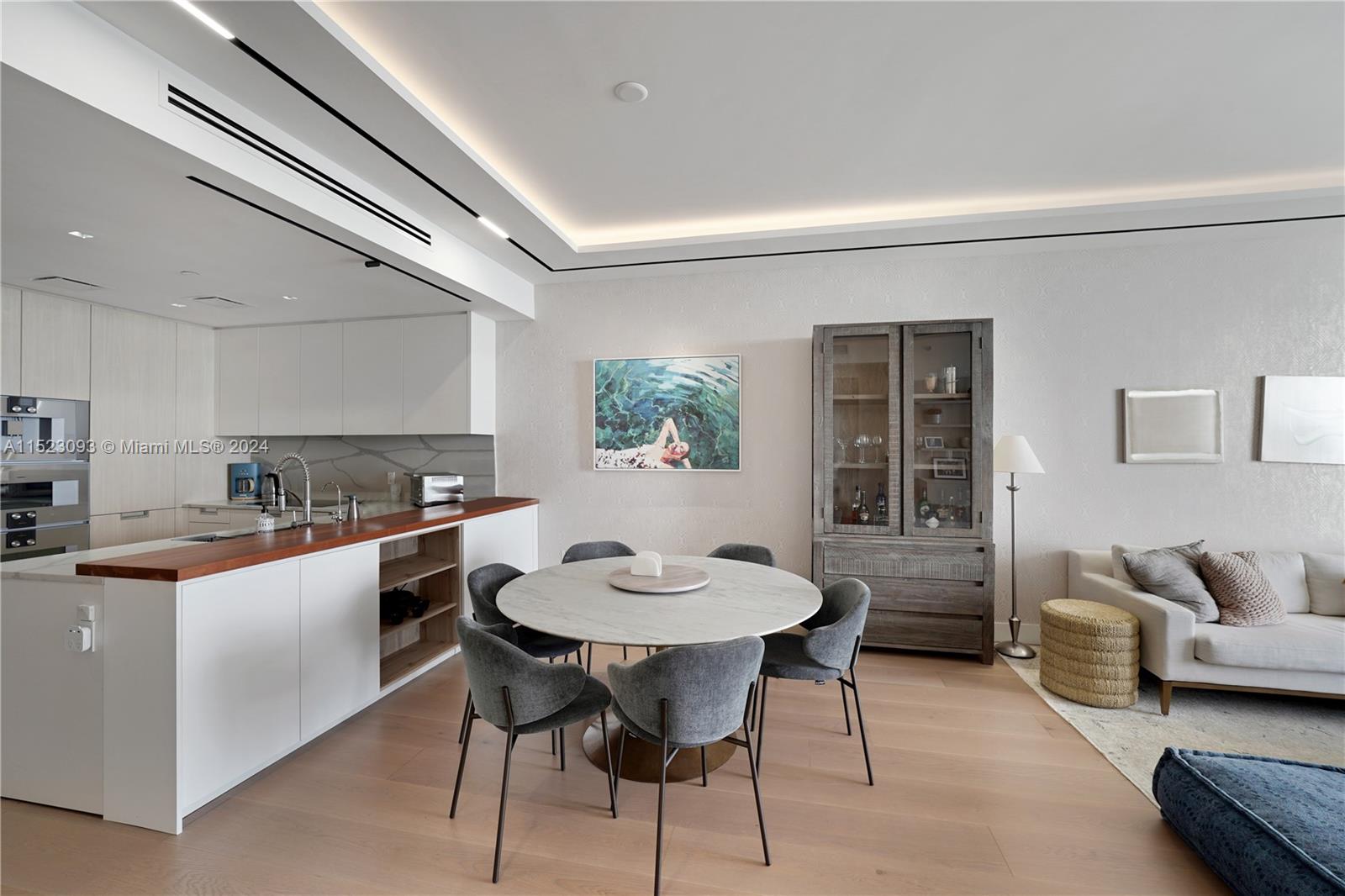 15701 Collins Ave, Sunny Isles Beach, FL, 33160 United States, 2 Bedrooms Bedrooms, ,2 BathroomsBathrooms,Residential,For Sale,Collins Ave,A11523093