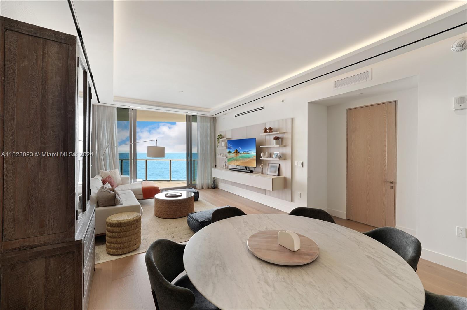 15701 Collins Ave, Sunny Isles Beach, FL, 33160 United States, 2 Bedrooms Bedrooms, ,2 BathroomsBathrooms,Residential,For Sale,Collins Ave,A11523093