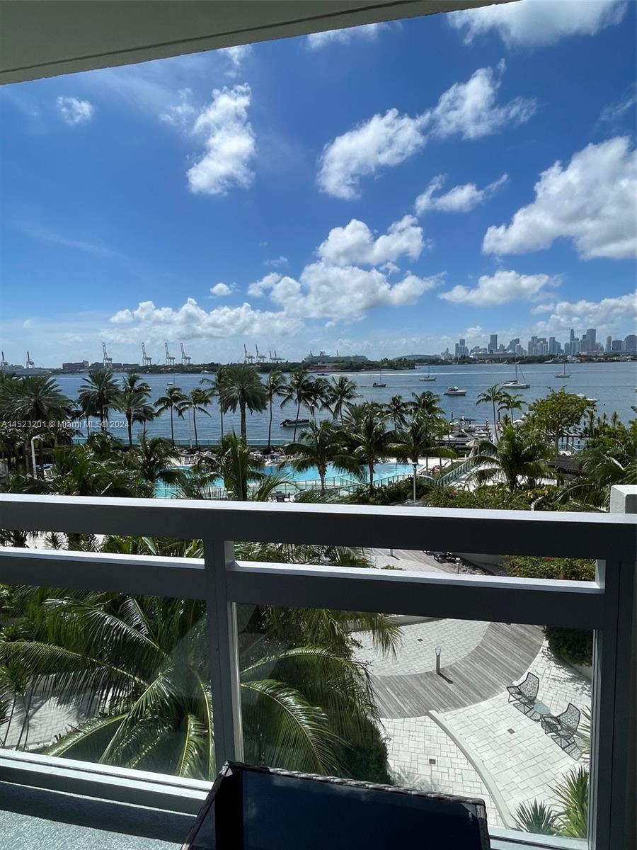 1500 Bay Rd 522S, Miami Beach, Florida 33139, 2 Bedrooms Bedrooms, ,2 BathroomsBathrooms,Residentiallease,For Rent,1500 Bay Rd 522S,A11523201