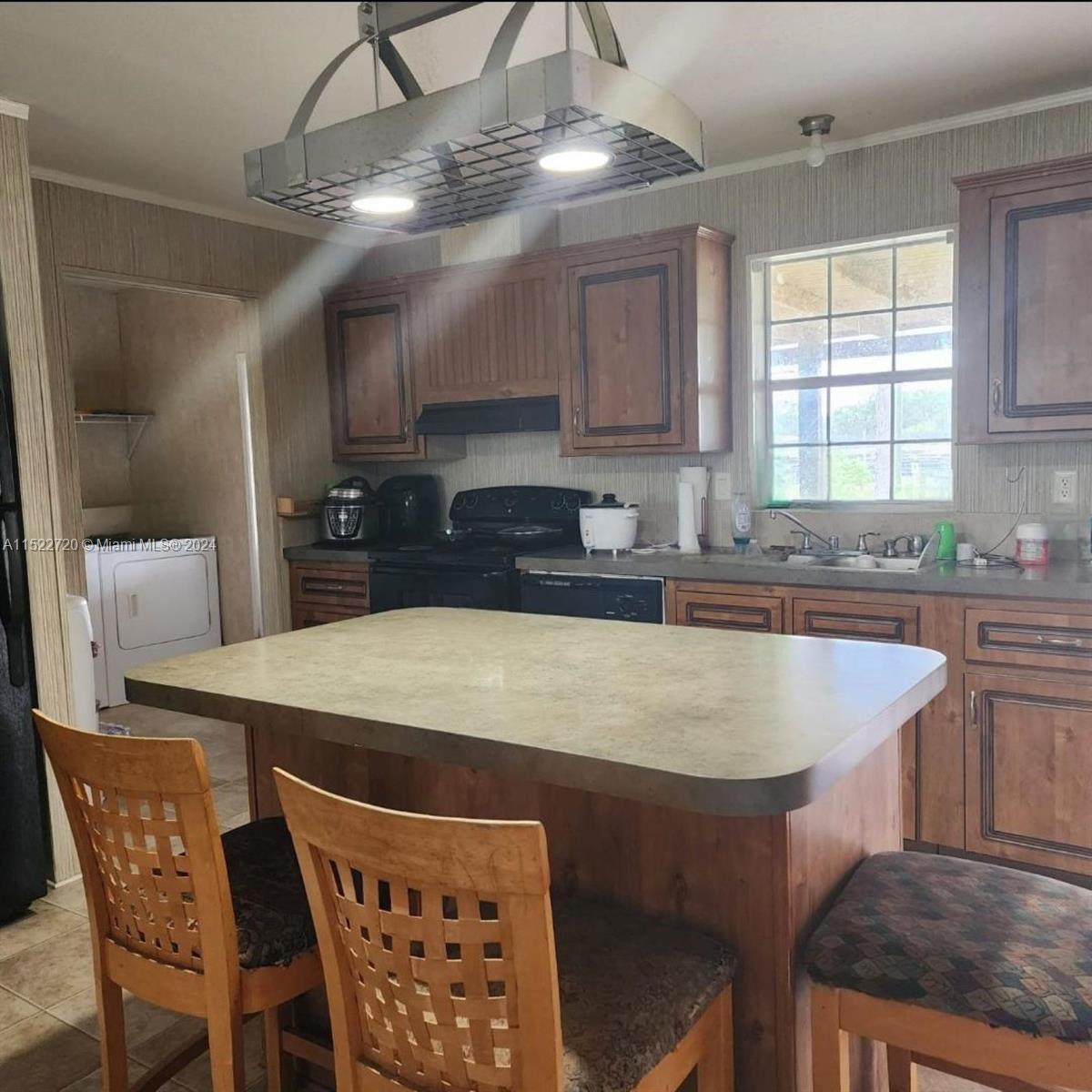 14785 Center Ave, Other City - In The State Of Florida, FL, 33440 United States, 3 Bedrooms Bedrooms, ,2 BathroomsBathrooms,Residential,For Sale,Center Ave,A11522720