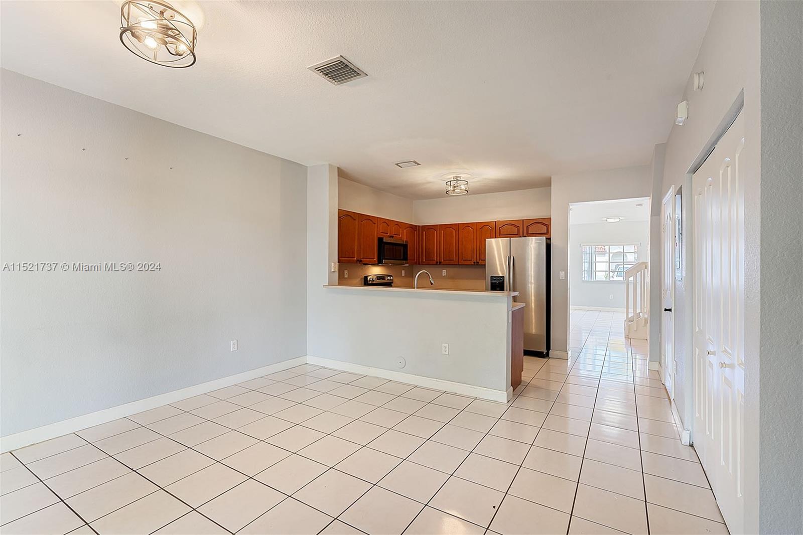 8440 SW 150th Ave 4 (104), Miami, Florida 33193, 3 Bedrooms Bedrooms, ,2 BathroomsBathrooms,Residential,For Sale,8440 SW 150th Ave 4 (104),A11521737