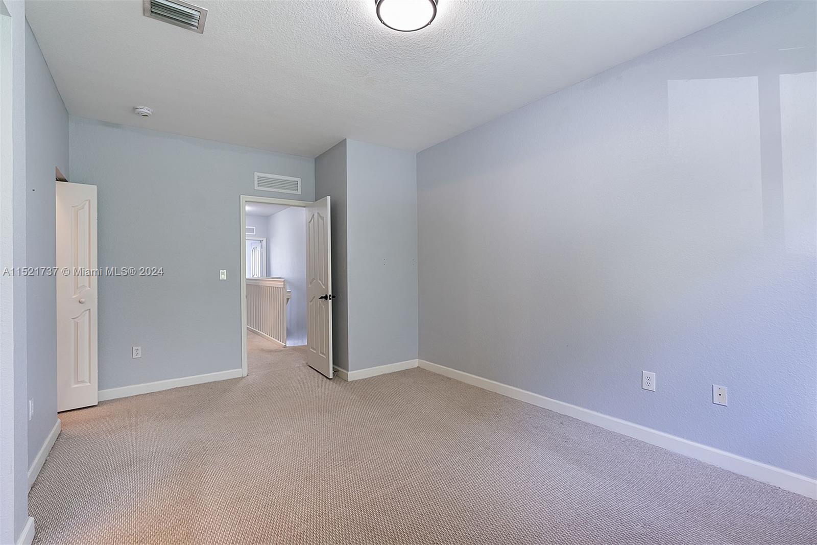 8440 SW 150th Ave 4 (104), Miami, Florida 33193, 3 Bedrooms Bedrooms, ,2 BathroomsBathrooms,Residential,For Sale,8440 SW 150th Ave 4 (104),A11521737