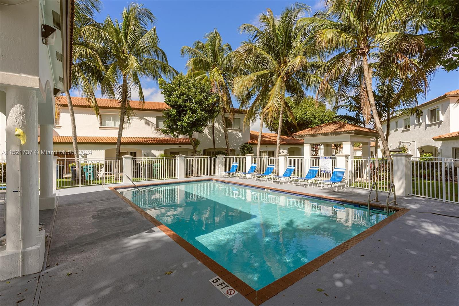 8440 SW 150th Ave 4 (104), Miami, Florida 33193, 3 Bedrooms Bedrooms, ,2 BathroomsBathrooms,Residential,For Sale,8440 SW 150th Ave 4 (104),A11521737