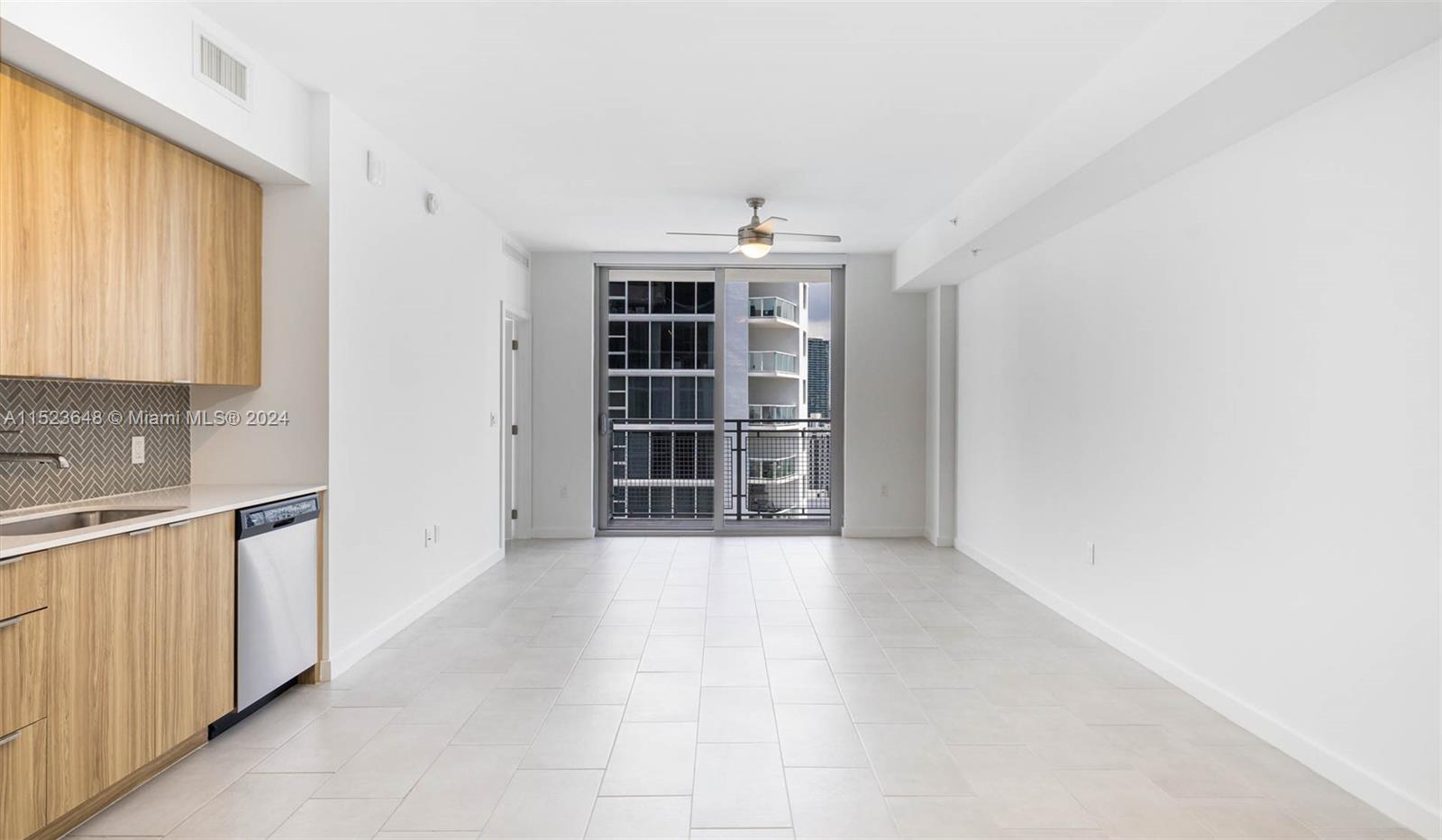 2150 N Bayshore Dr 1907, Miami, Florida 33137, 1 Bedroom Bedrooms, ,1 BathroomBathrooms,Residentiallease,For Rent,2150 N Bayshore Dr 1907,A11523648