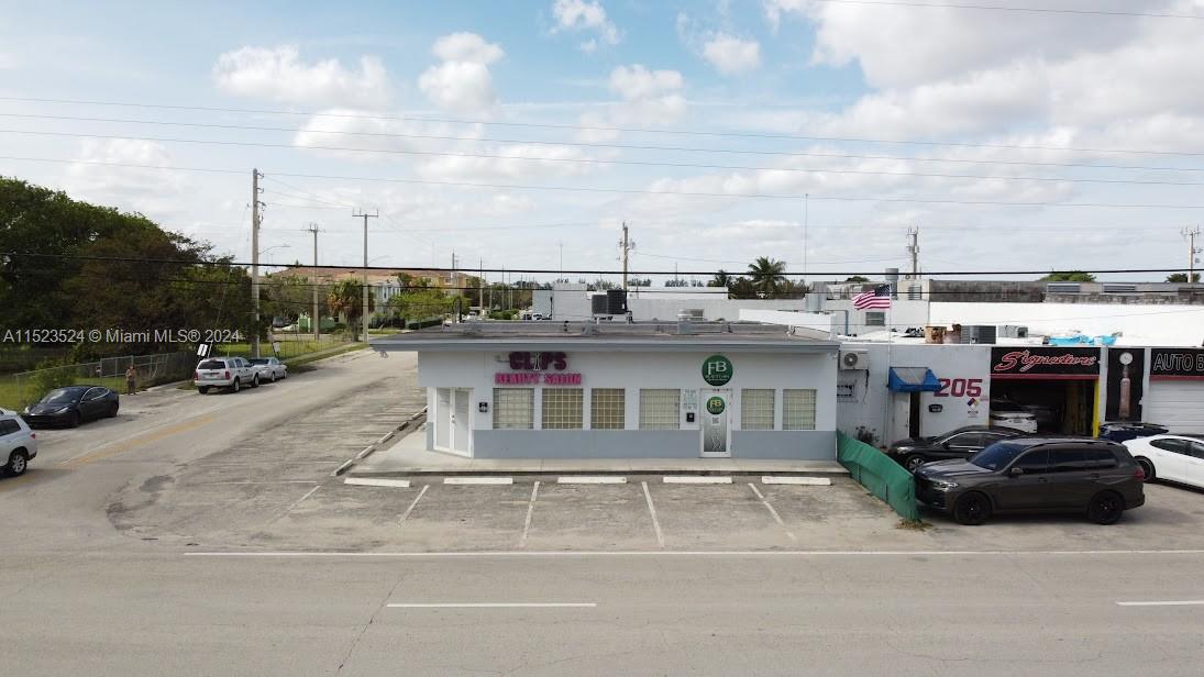 South East corner on Dixie Hwy