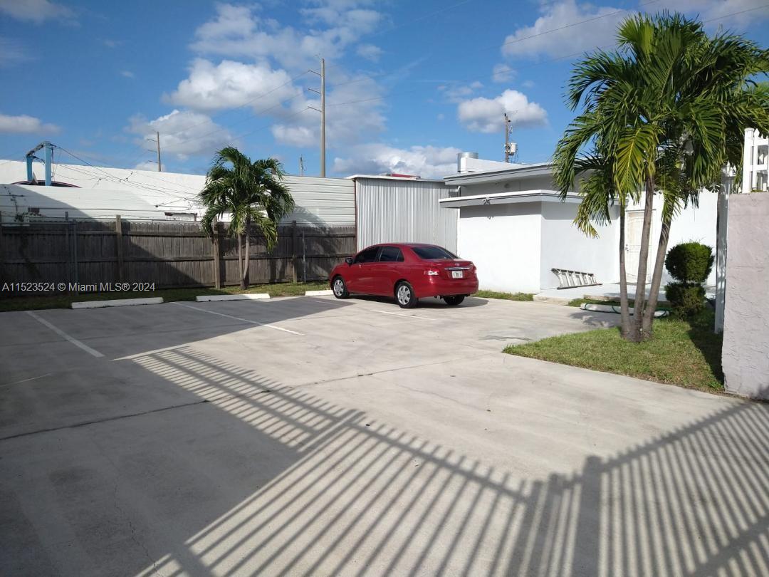 201 N Dixie Hwy, Hallandale Beach, Florida 33009, ,Commercialsale,For Sale,201 N Dixie Hwy,A11523524