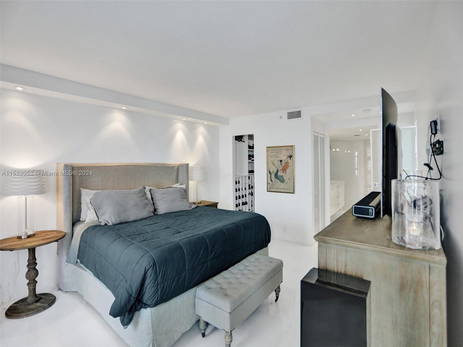 4000 Towerside Ter 1506, Miami, Florida 33138, 2 Bedrooms Bedrooms, ,2 BathroomsBathrooms,Residential,For Sale,4000 Towerside Ter 1506,A11522052