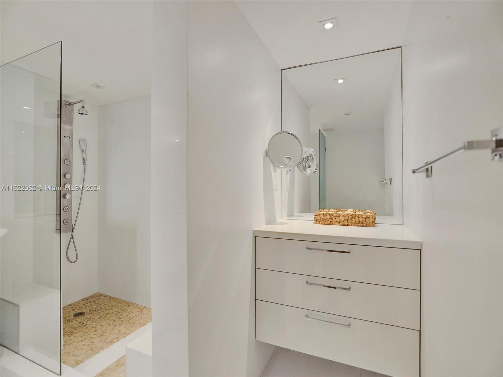 4000 Towerside Ter 1506, Miami, Florida 33138, 2 Bedrooms Bedrooms, ,2 BathroomsBathrooms,Residential,For Sale,4000 Towerside Ter 1506,A11522052