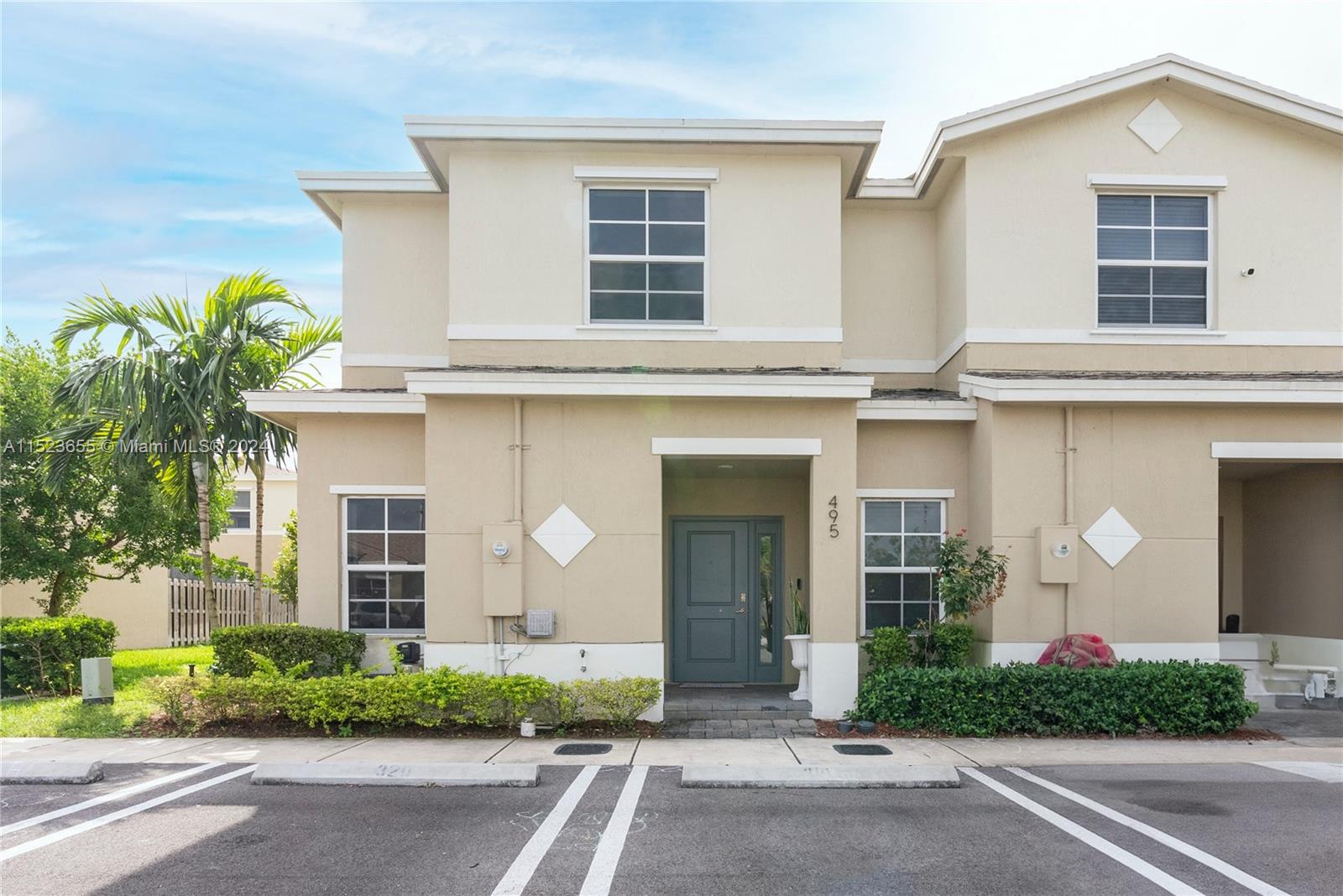 495 NE 5th Way 495, Florida City, Florida 33034, 3 Bedrooms Bedrooms, ,3 BathroomsBathrooms,Residential,For Sale,495 NE 5th Way 495,A11523655