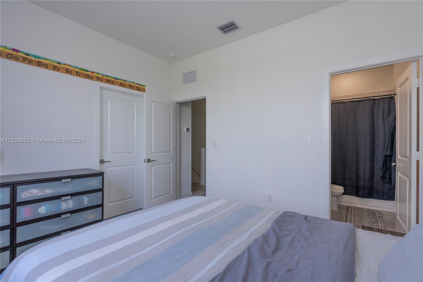 495 NE 5th Way 495, Florida City, Florida 33034, 3 Bedrooms Bedrooms, ,3 BathroomsBathrooms,Residential,For Sale,495 NE 5th Way 495,A11523655