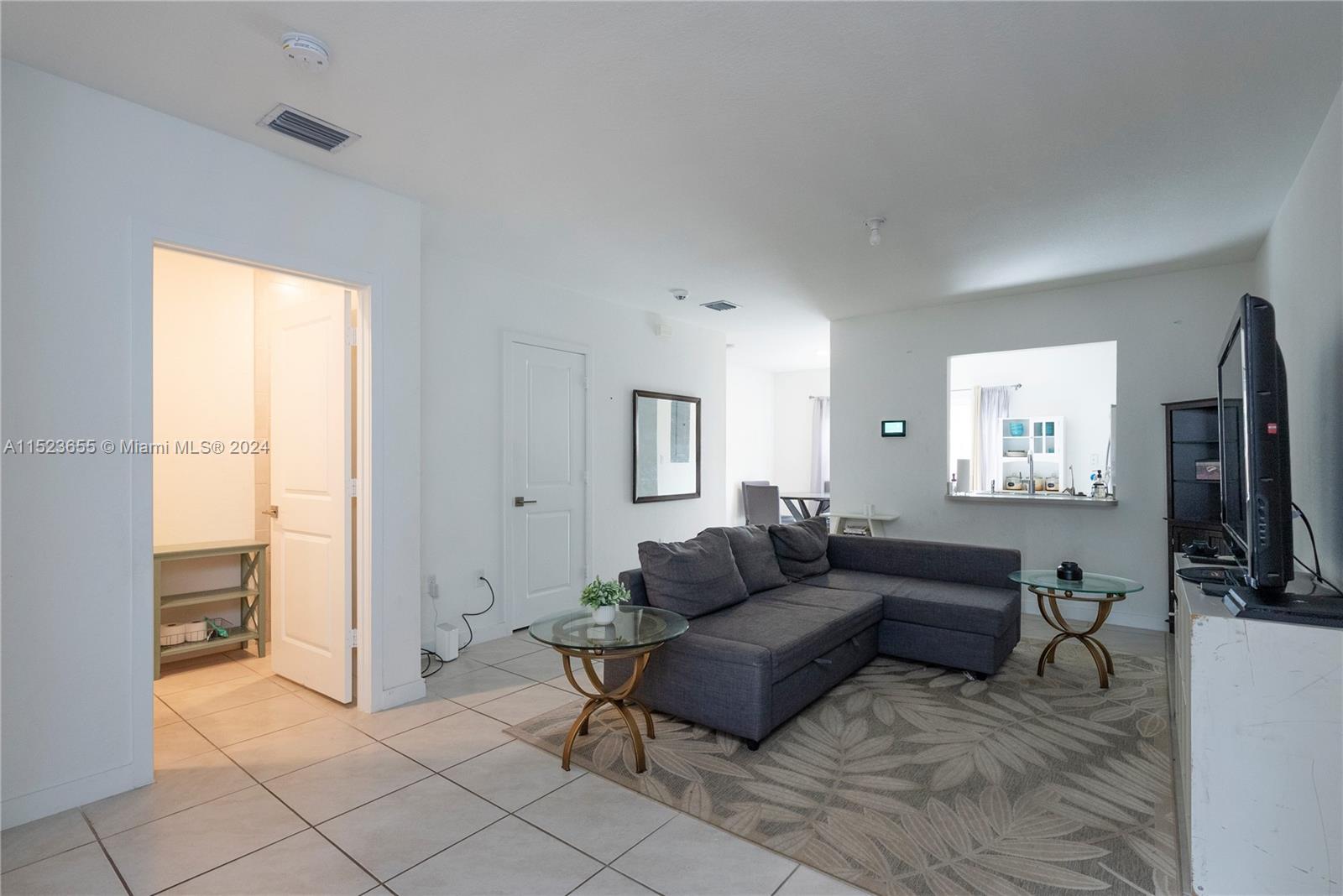 495 NE 5th Way 495, Florida City, Florida 33034, 3 Bedrooms Bedrooms, ,3 BathroomsBathrooms,Residential,For Sale,495 NE 5th Way 495,A11523655