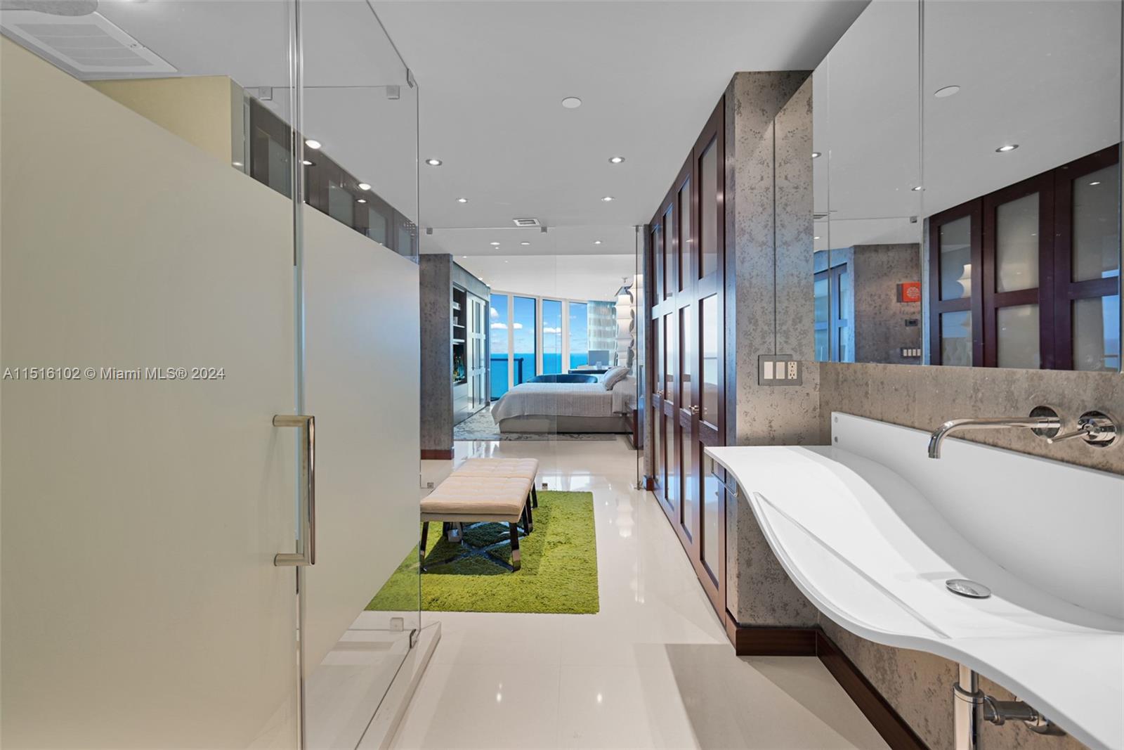 17001 Collins Ave 2005, Sunny Isles Beach, Florida 33160, 3 Bedrooms Bedrooms, ,3 BathroomsBathrooms,Residentiallease,For Rent,17001 Collins Ave 2005,A11516102
