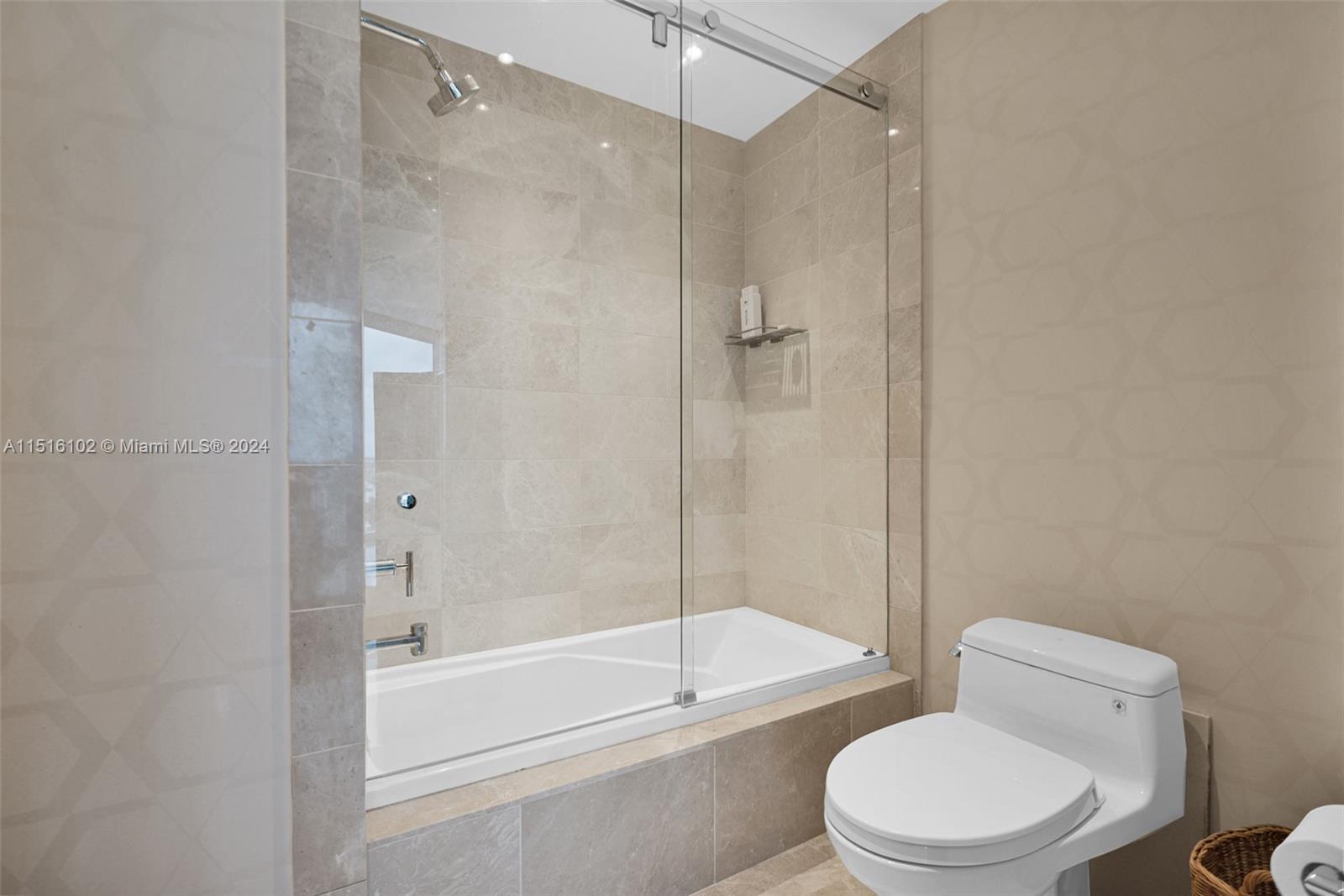 17001 Collins Ave 2005, Sunny Isles Beach, Florida 33160, 3 Bedrooms Bedrooms, ,3 BathroomsBathrooms,Residentiallease,For Rent,17001 Collins Ave 2005,A11516102