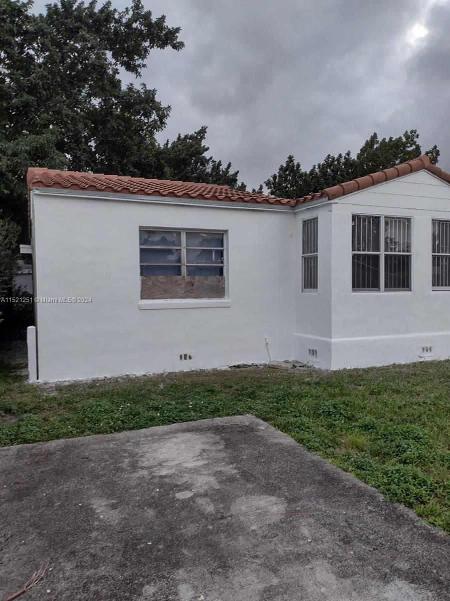 1330 51st Ter, Miami, FL, 33142 United States, 2 Bedrooms Bedrooms, ,1 BathroomBathrooms,Residential,For Sale,51st Ter,A11521251