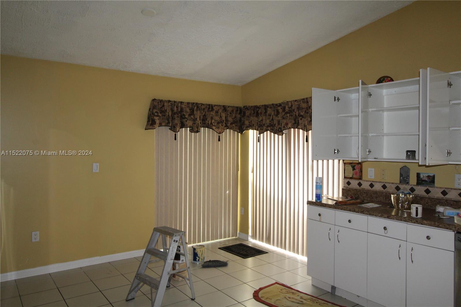 Kitchen/dining area