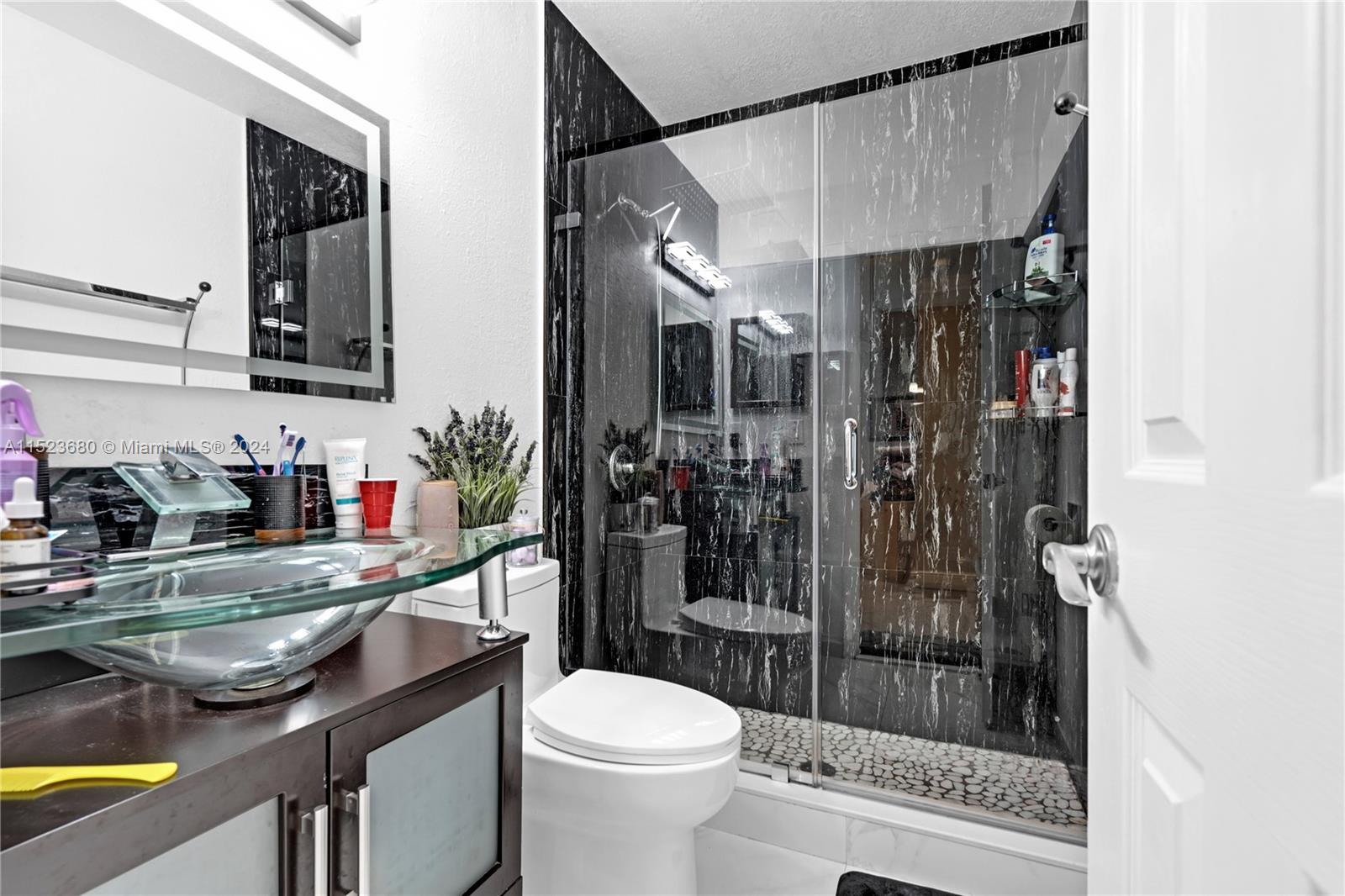 11440 185th Ter, Miami, FL, 33157 United States, 3 Bedrooms Bedrooms, ,2 BathroomsBathrooms,Residential,For Sale,185th Ter,A11523680