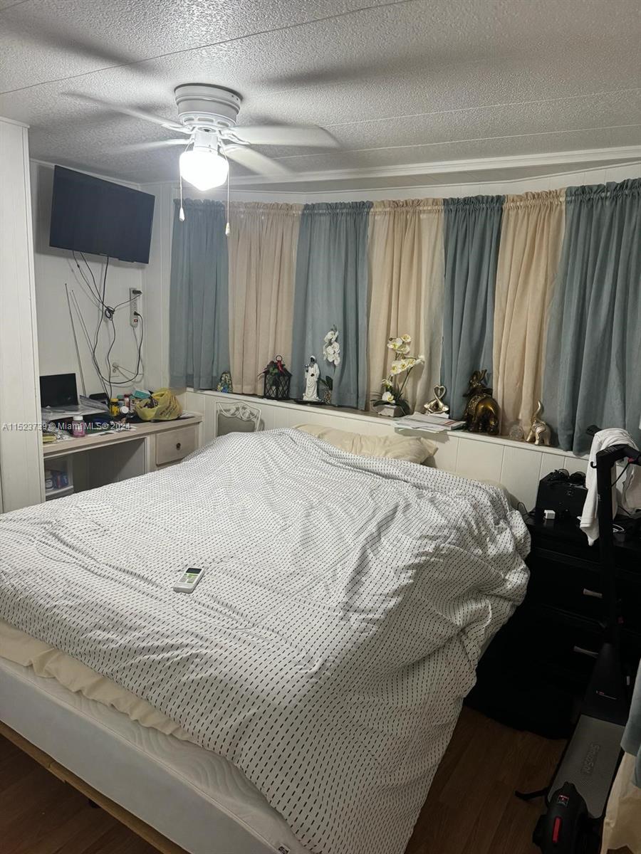 115 N Lone Pine Dr Hallandale, Pembroke Park, Florida 33009, 2 Bedrooms Bedrooms, ,2 BathroomsBathrooms,Residential,For Sale,115 N Lone Pine Dr Hallandale,A11523739