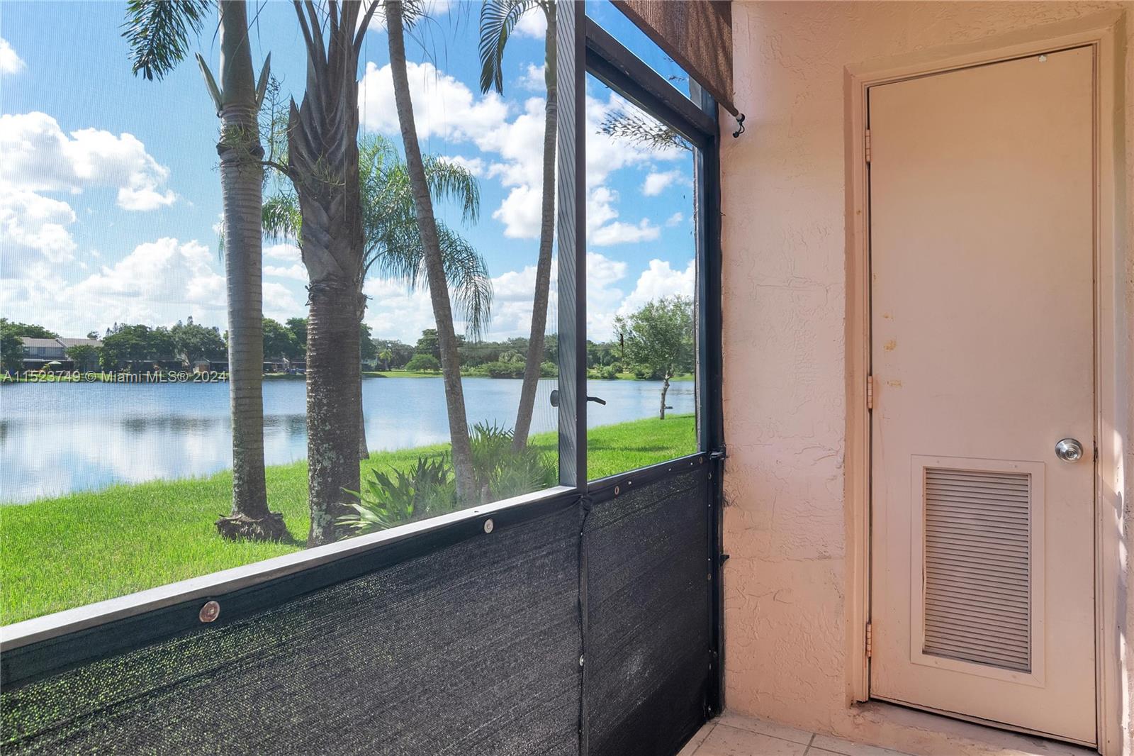 900 106th Ter, Pembroke Pines, FL, 33026 United States, 2 Bedrooms Bedrooms, ,2 BathroomsBathrooms,Residential,For Sale,106th Ter,A11523749