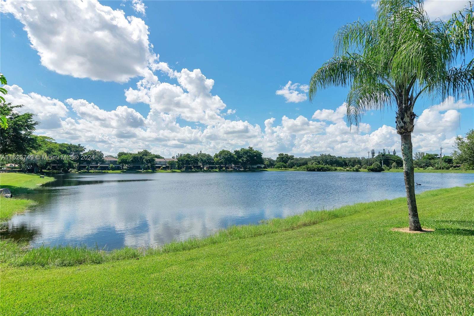 900 106th Ter, Pembroke Pines, FL, 33026 United States, 2 Bedrooms Bedrooms, ,2 BathroomsBathrooms,Residential,For Sale,106th Ter,A11523749