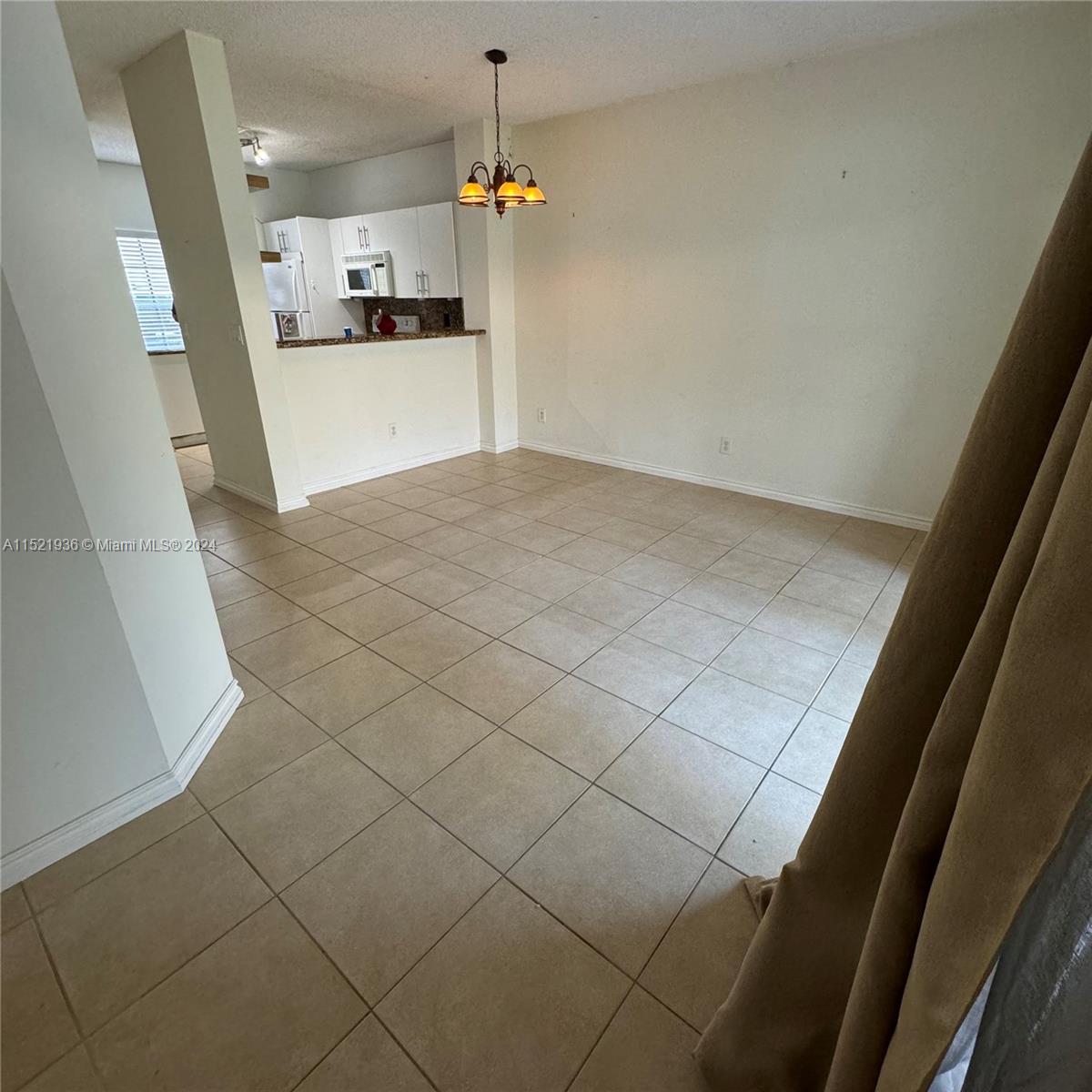 368 122nd Ave, Pembroke Pines, FL, 33025 United States, 2 Bedrooms Bedrooms, ,2 BathroomsBathrooms,Residential,For Sale,122nd Ave,A11521936