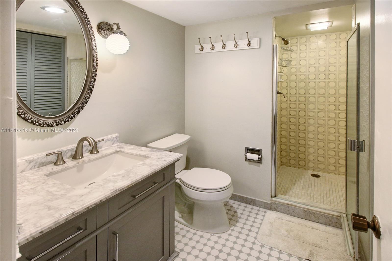 1865 S Ocean dr 6C, Hallandale Beach, Florida 33009, 1 Bedroom Bedrooms, ,2 BathroomsBathrooms,Residential,For Sale,1865 S Ocean dr 6C,A11518816