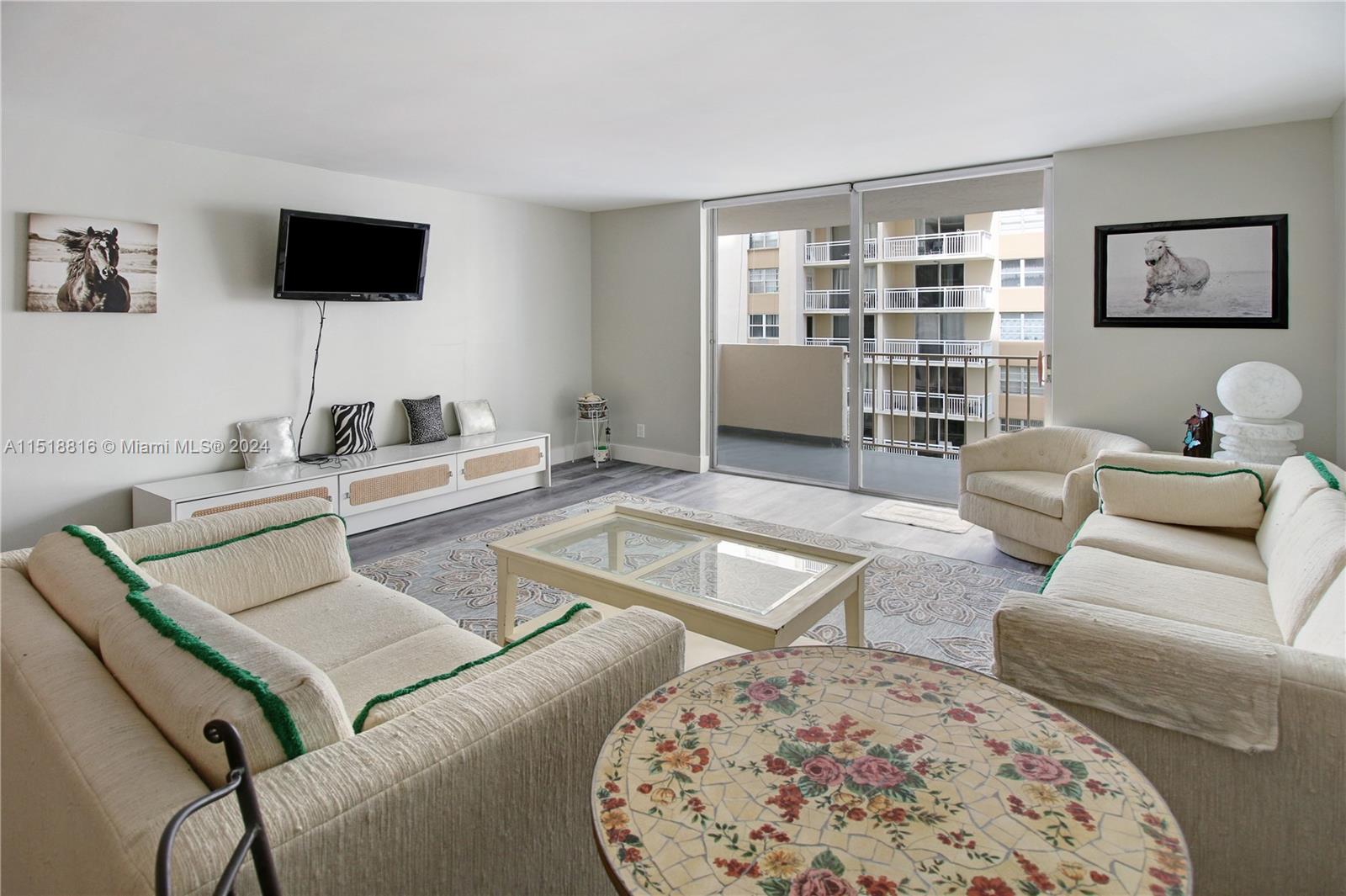 1865 S Ocean dr 6C, Hallandale Beach, Florida 33009, 1 Bedroom Bedrooms, ,2 BathroomsBathrooms,Residential,For Sale,1865 S Ocean dr 6C,A11518816