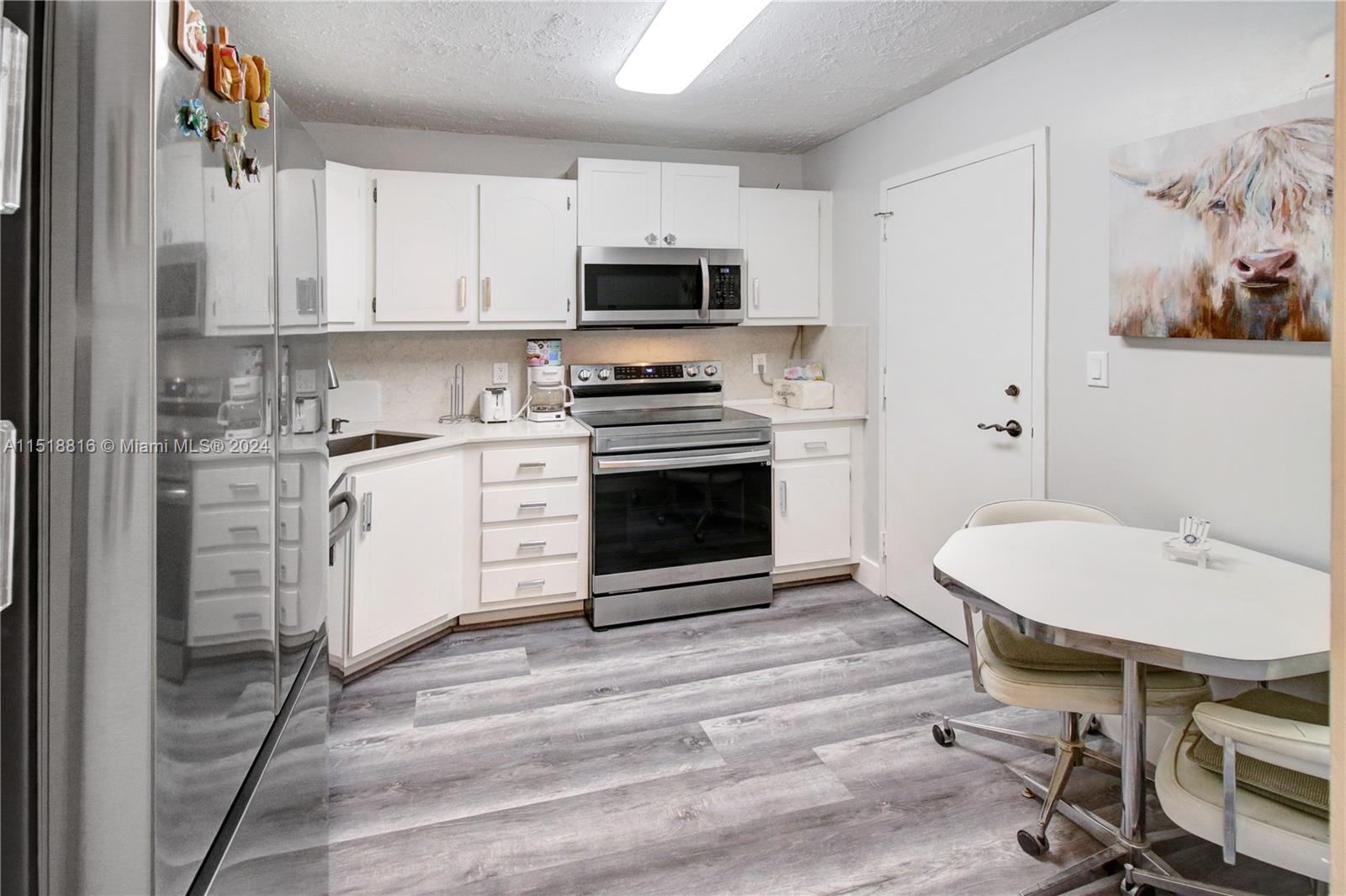 1865 S Ocean dr 6C, Hallandale Beach, Florida 33009, 1 Bedroom Bedrooms, ,2 BathroomsBathrooms,Residential,For Sale,1865 S Ocean dr 6C,A11518816