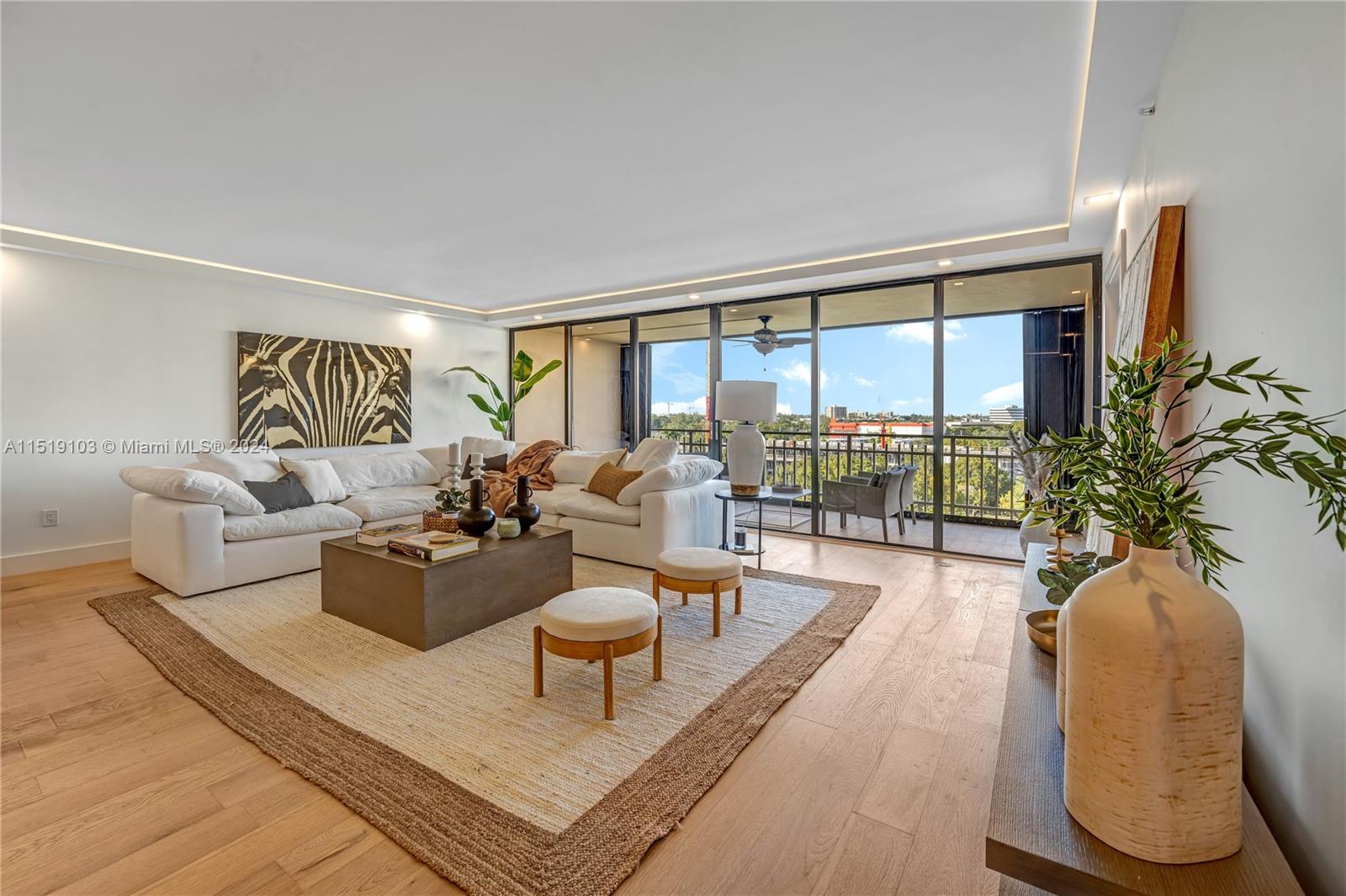 11113 Biscayne Blvd 754, Miami, Florida 33181, 2 Bedrooms Bedrooms, ,2 BathroomsBathrooms,Residential,For Sale,11113 Biscayne Blvd 754,A11519103