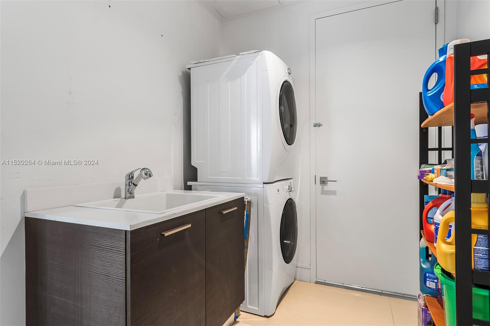 3250 NE 188th St 504, Aventura, Florida 33180, 4 Bedrooms Bedrooms, ,5 BathroomsBathrooms,Residential,For Sale,3250 NE 188th St 504,A11520264