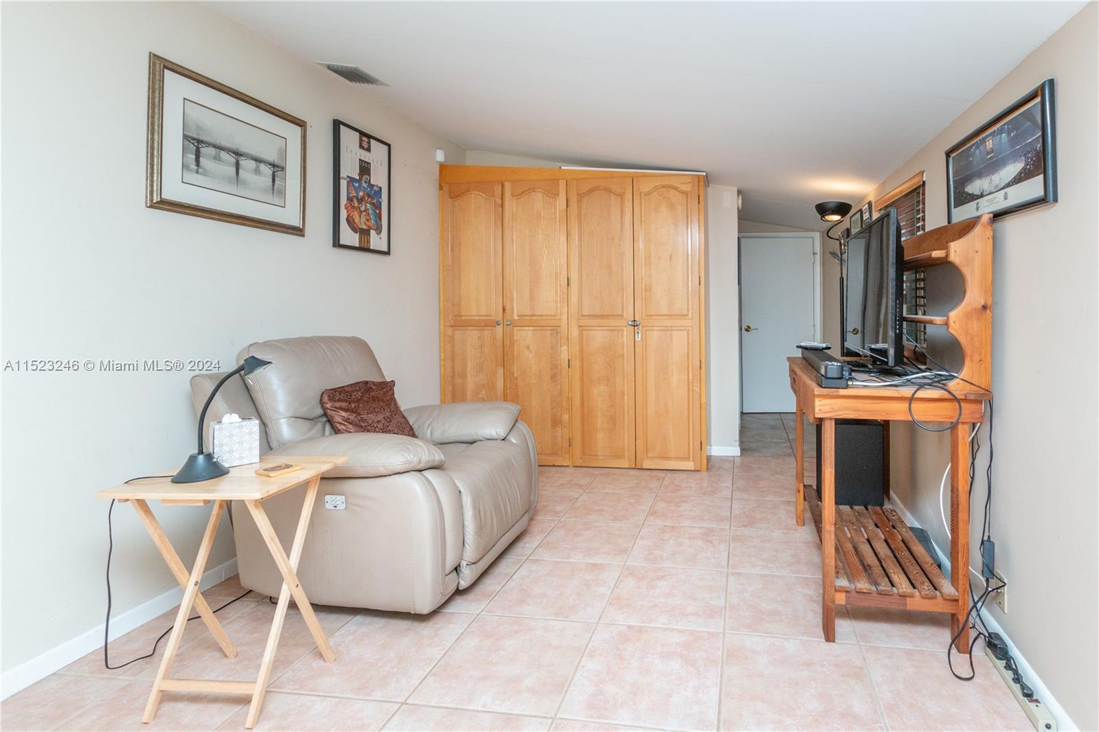 1700 NE 7th Ave, Fort Lauderdale, Florida 33305, 4 Bedrooms Bedrooms, ,2 BathroomsBathrooms,Residential,For Sale,1700 NE 7th Ave,A11523246