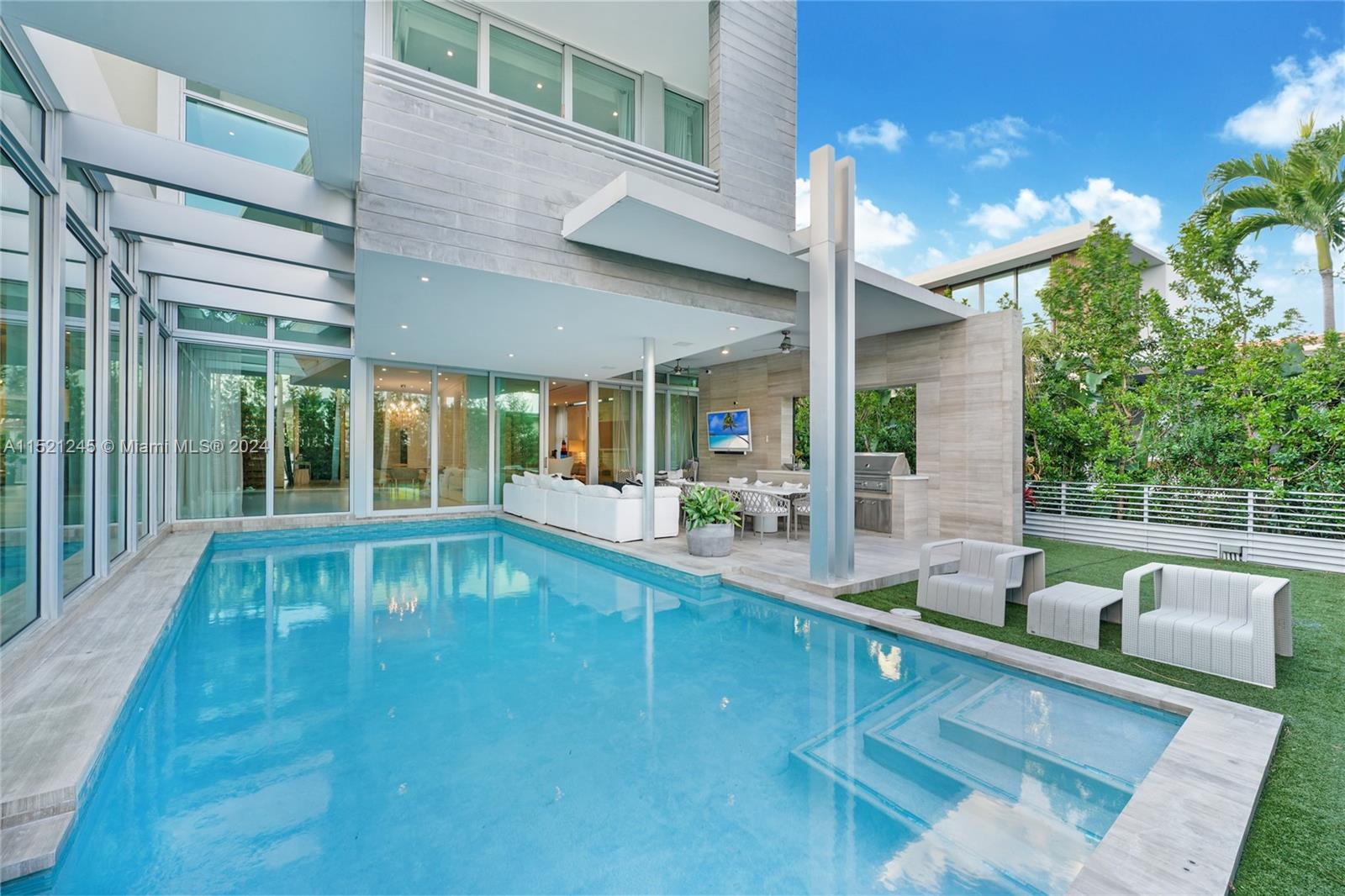 165 Bal Bay Dr, Bal Harbour, FL 33154, 6 Bedrooms Bedrooms, ,6 BathroomsBathrooms,Residential,For Sale,Bal Bay Dr,A11521245